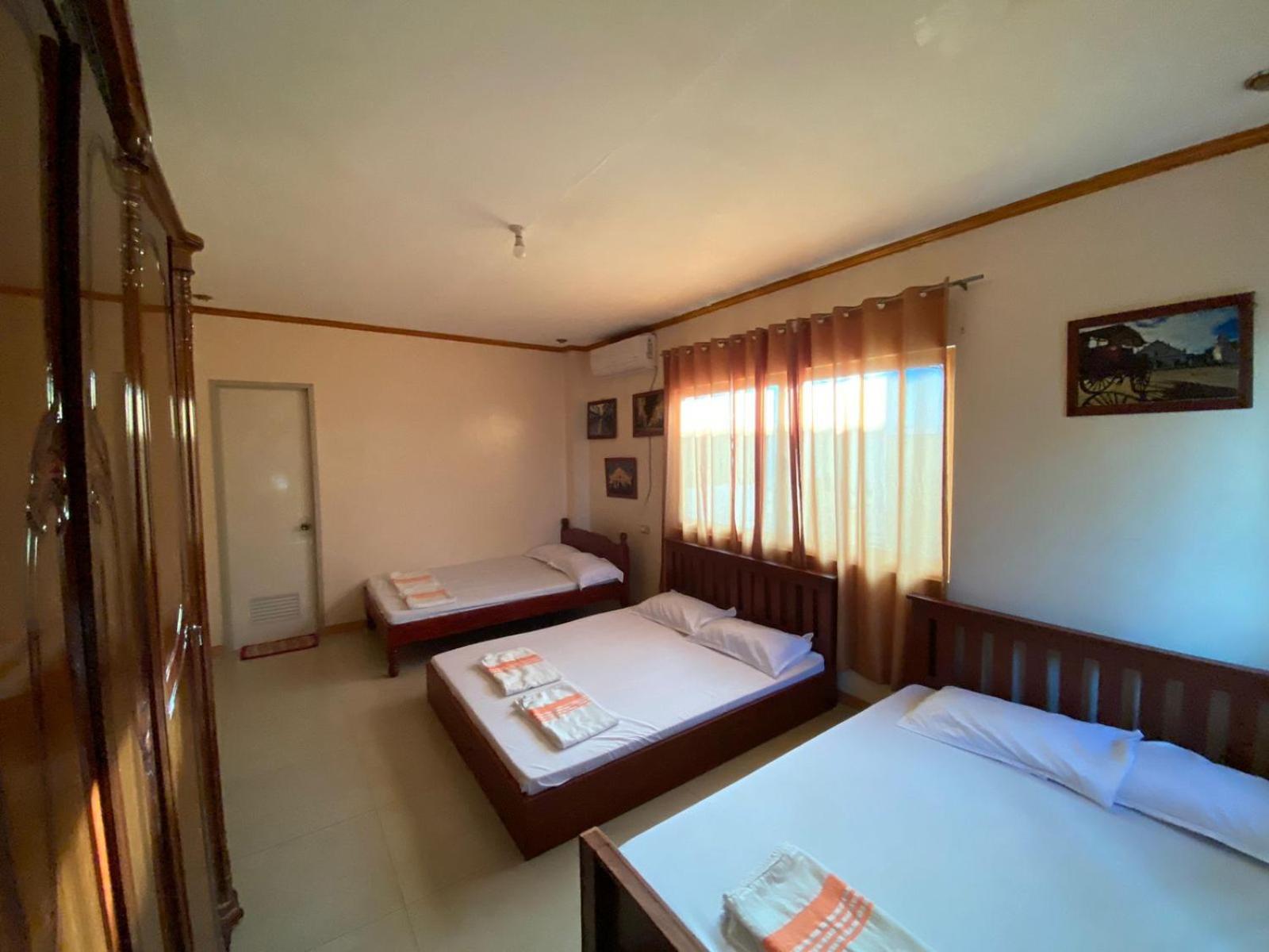 TheOrangeHouse - Vigan Villa