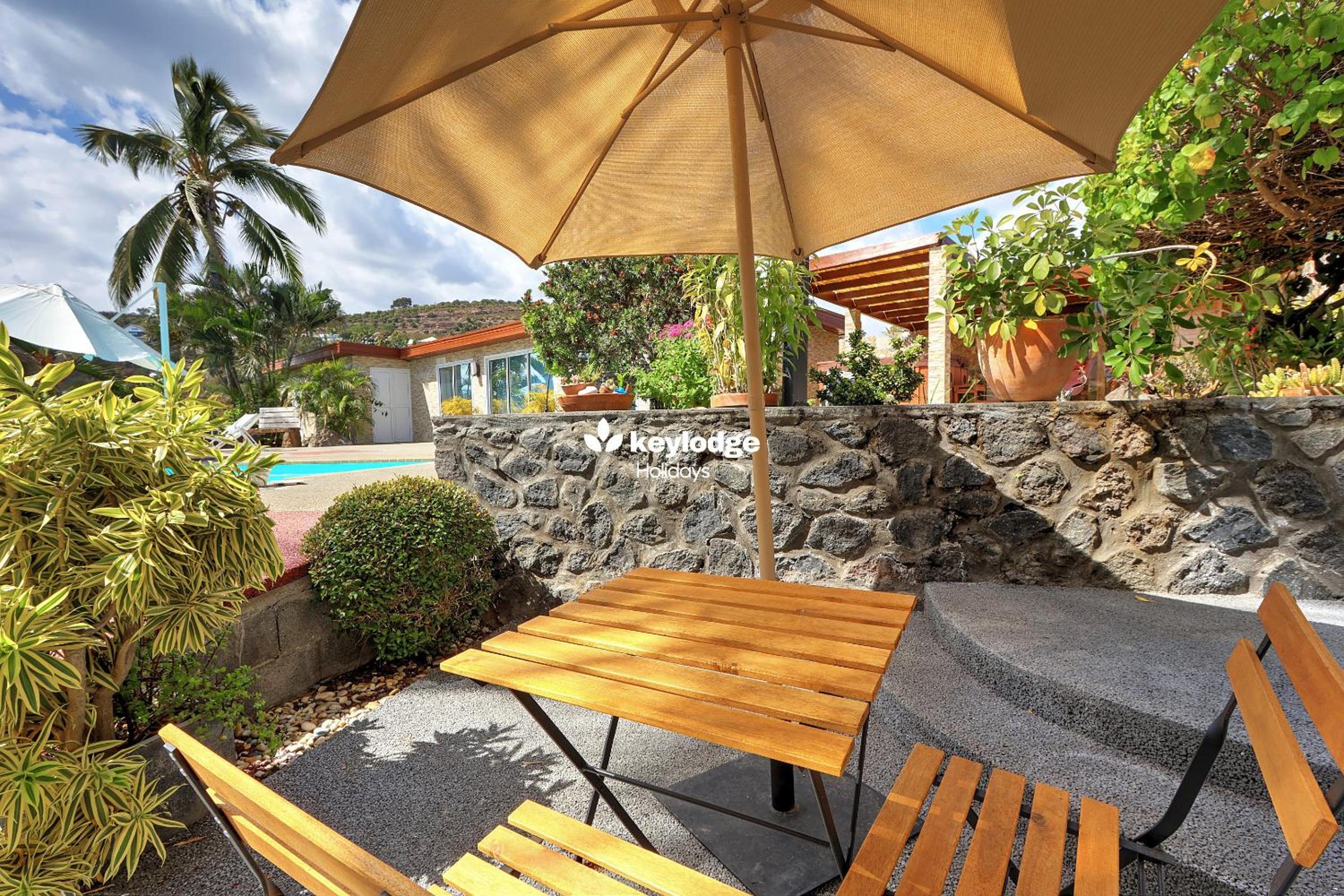 Chez Jab - studio avec piscine partagée - à 2 minutes de la plage - Saint-Gilles view 3