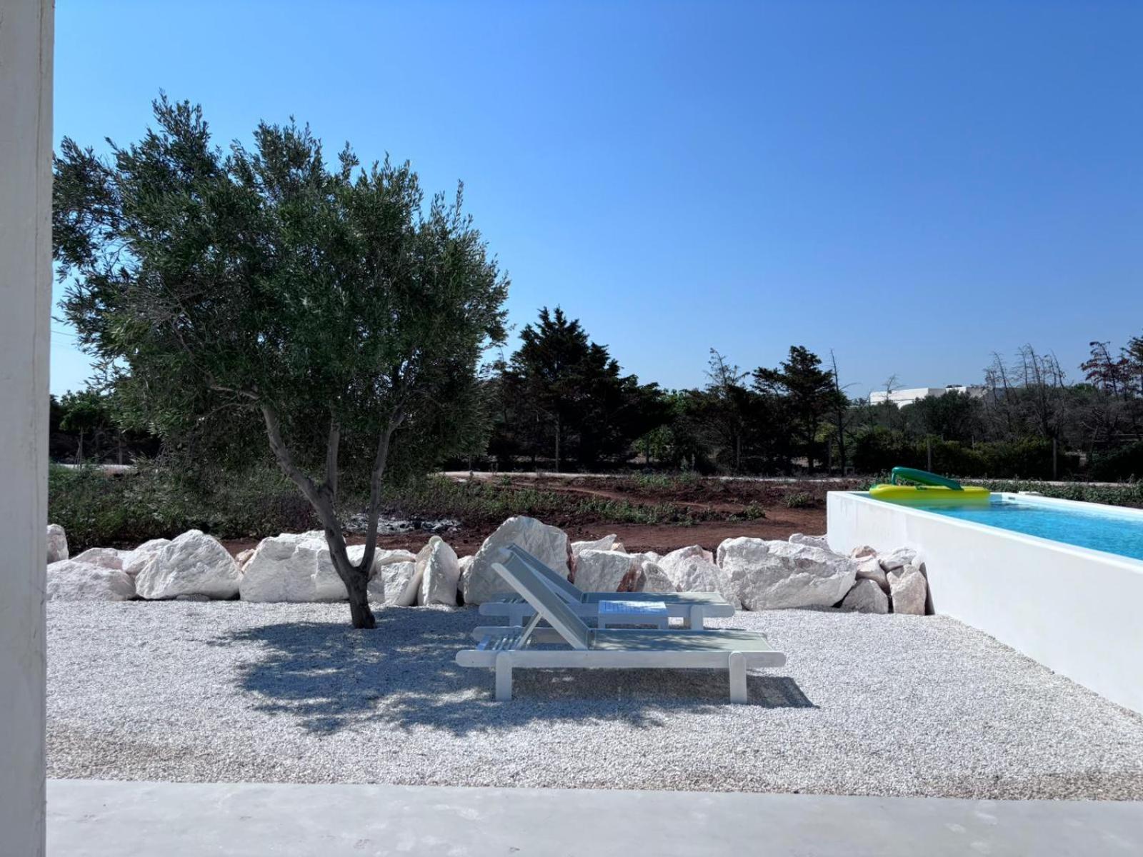 Aeneas Villa Pool & Jacuzzi al mare Torre Guaceto photo 5