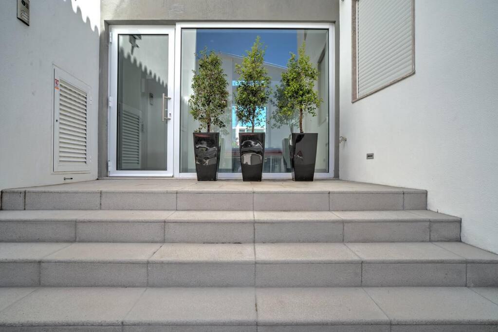 Urban Beach Estoril Apartment view 5