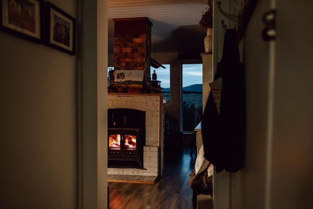 Luxury river cottage, gateway to the East Coast