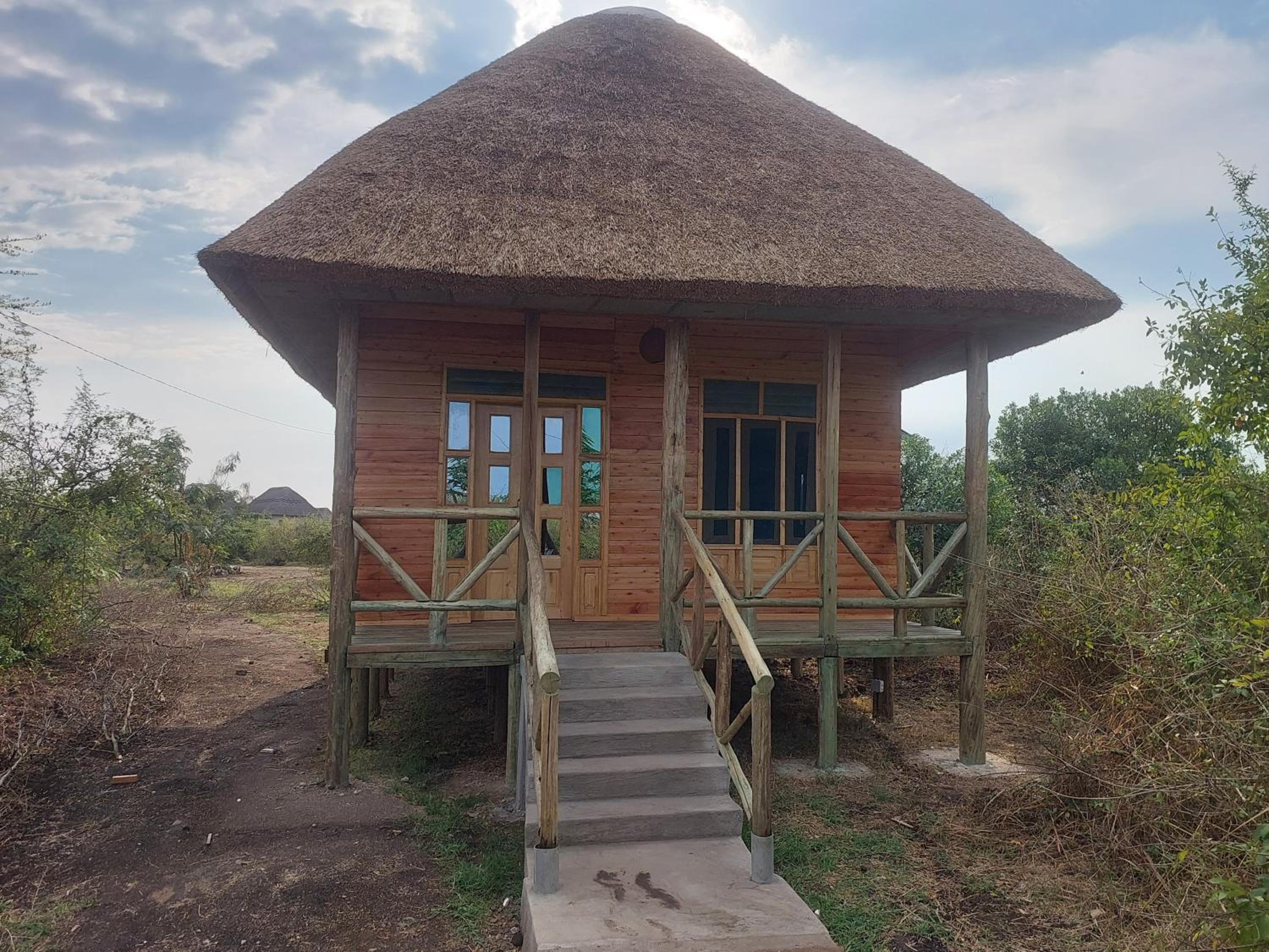 Engiri Game Lodge and Campsite