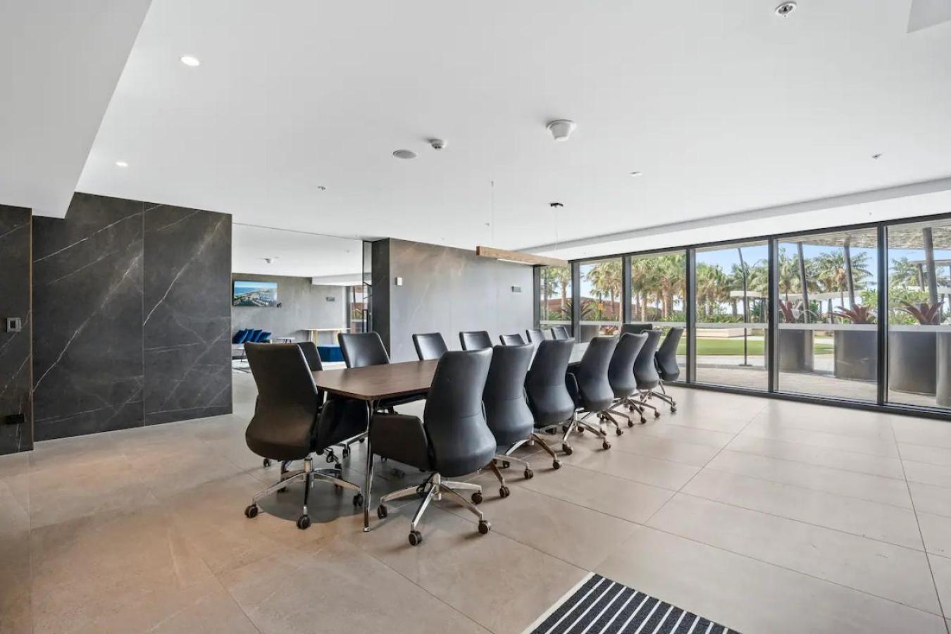 5-Star HighFloor OceanView Dream Home in Paradise