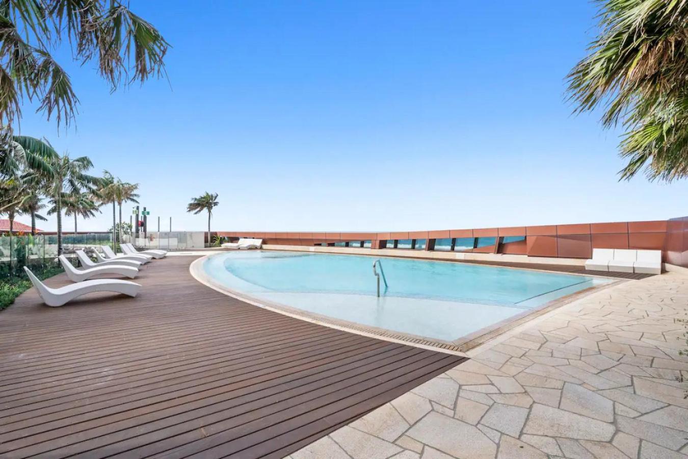 5-Star HighFloor OceanView Dream Home in Paradise