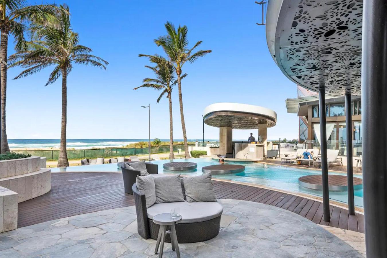 5-Star HighFloor OceanView Dream Home in Paradise