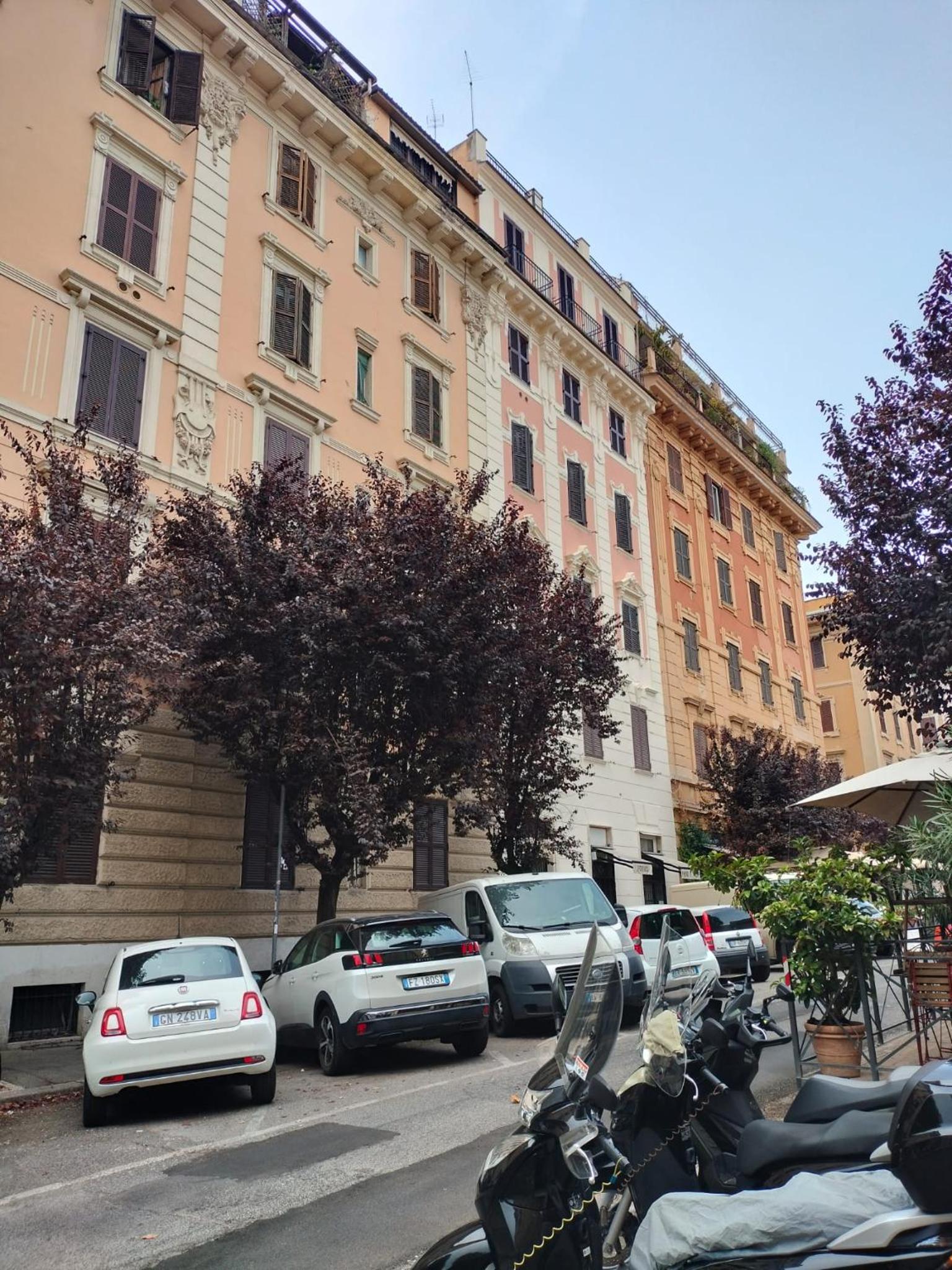 Val's Vatican Wall Apartment