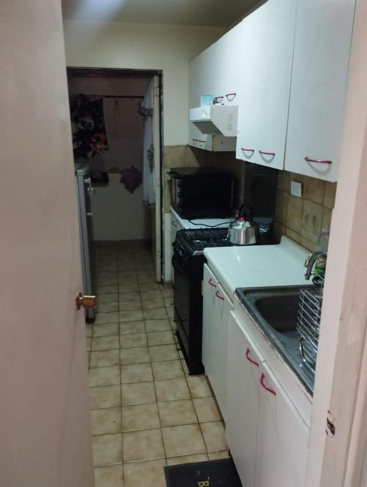 deprtamento condominio centrico con estacionamiento