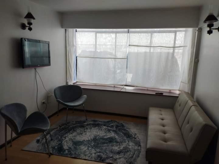 deprtamento condominio centrico con estacionamiento