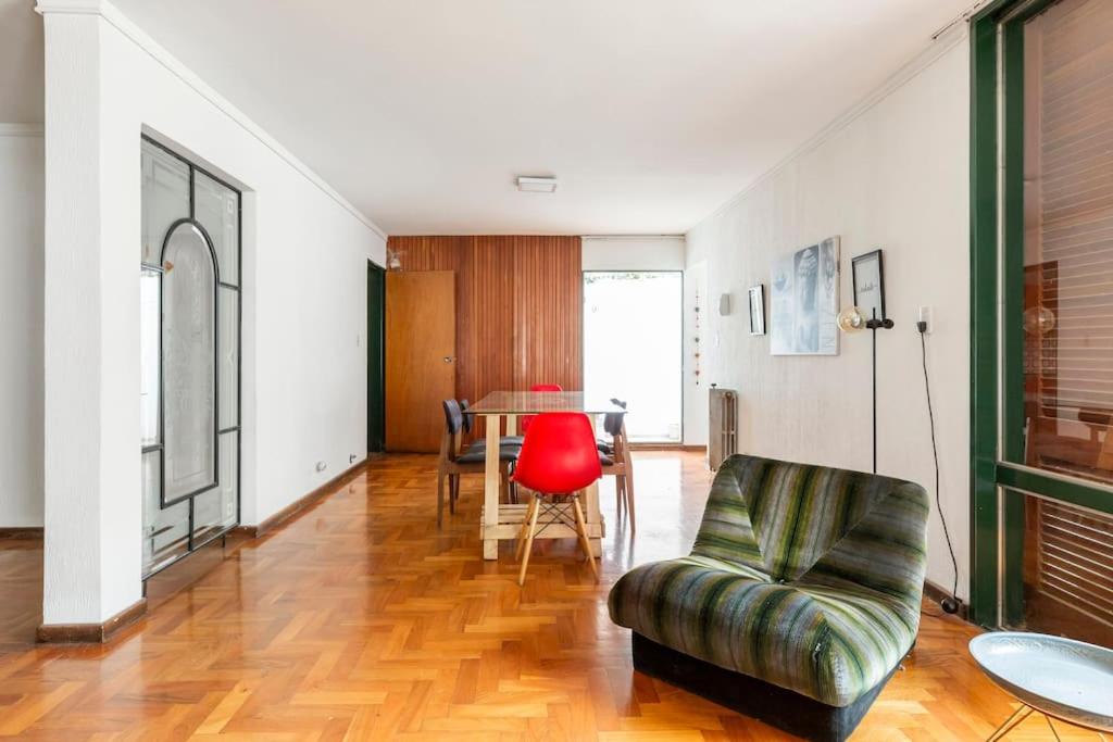 Jardin, parrilla y garage!