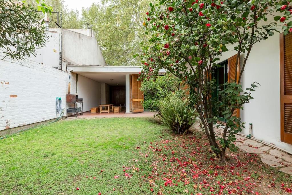 Jardin, parrilla y garage!
