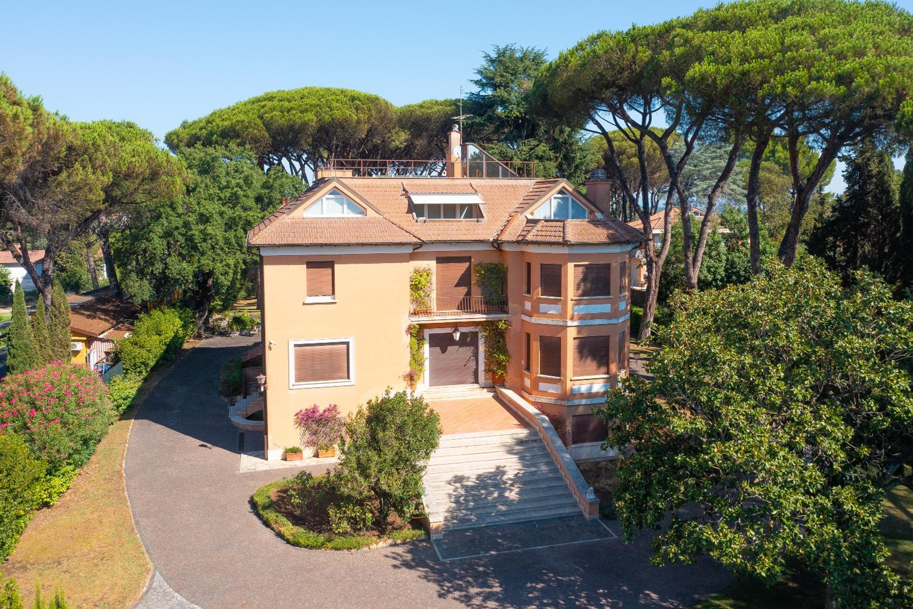Villa la Gallese by Rental in Rome
