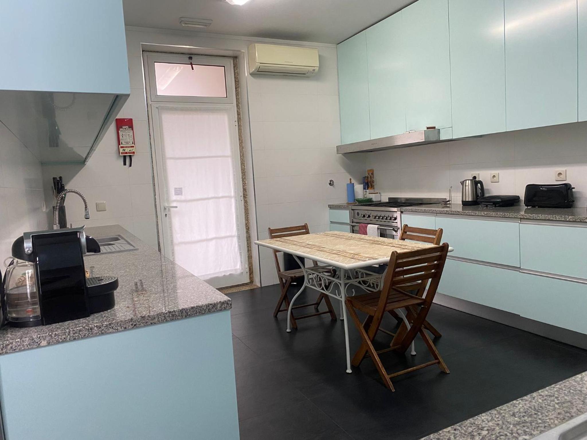 Solar Egas Moniz-Charming House & Local Experiences