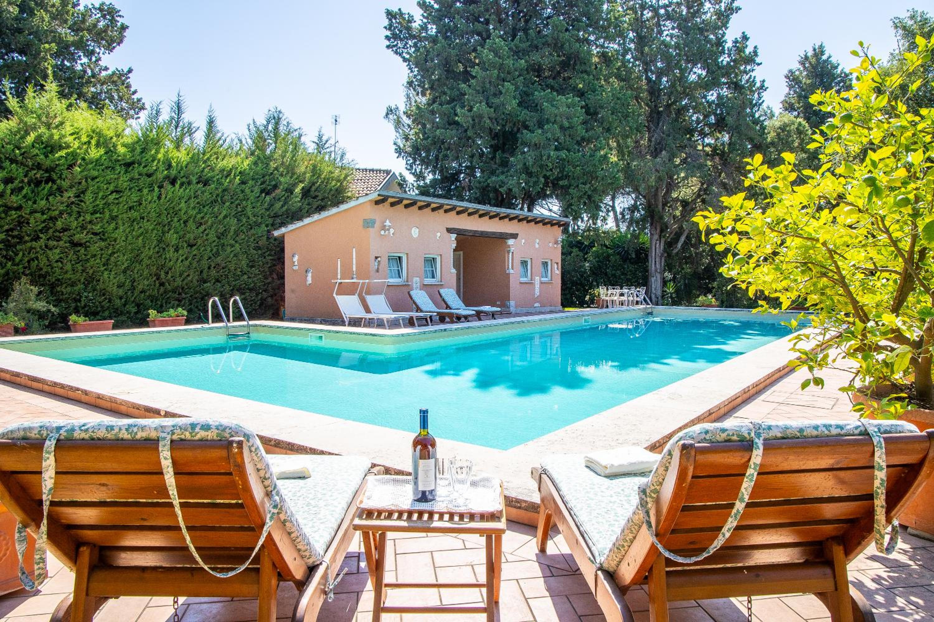 Villa la Gallese by Rental in Rome