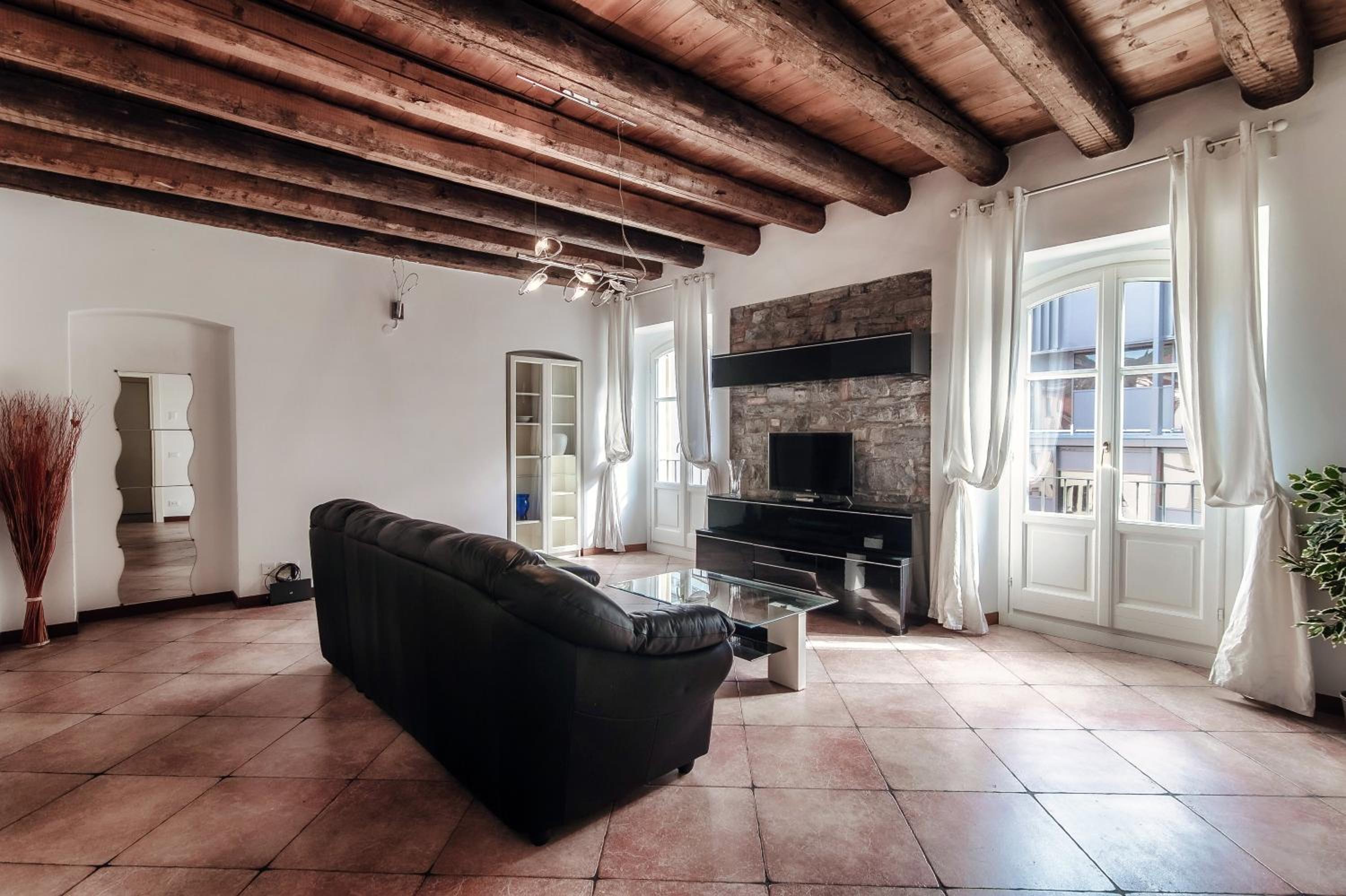 Cielo Apartment by Quokka 360 - Nestled in Como Old Town view 5