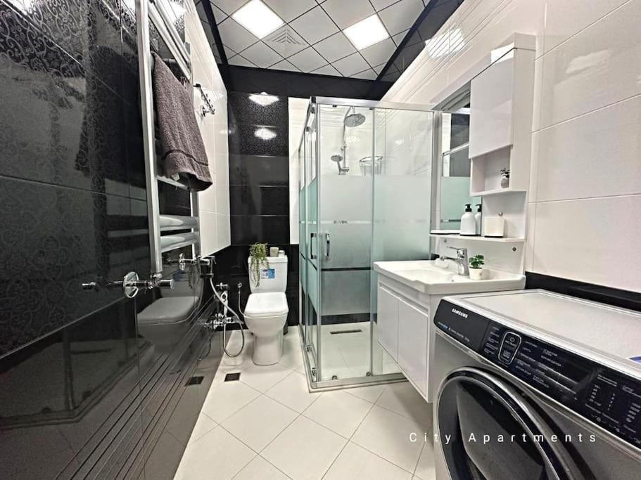 Grey Suite Apartment