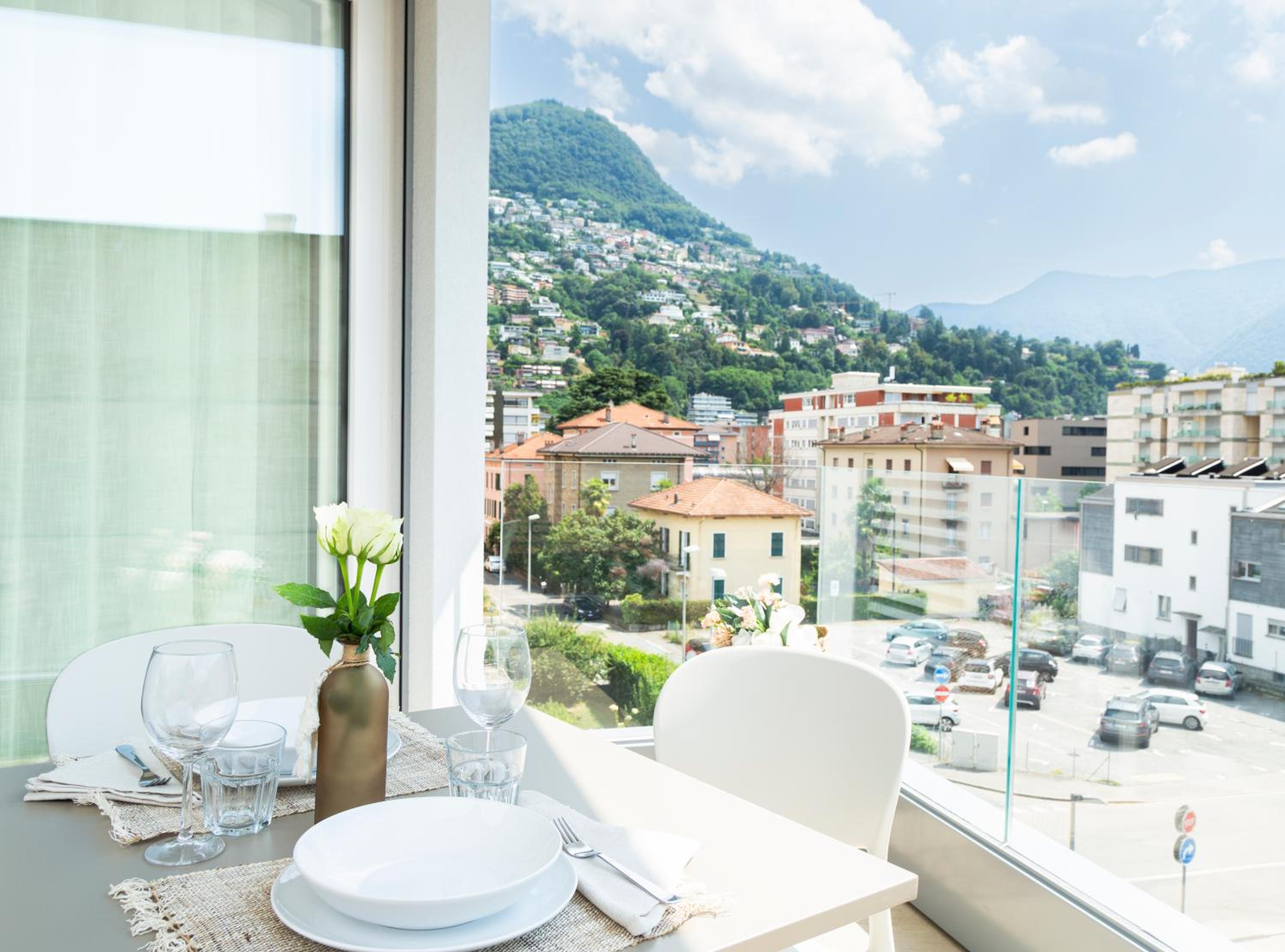 Regalia Suites - Free Parking