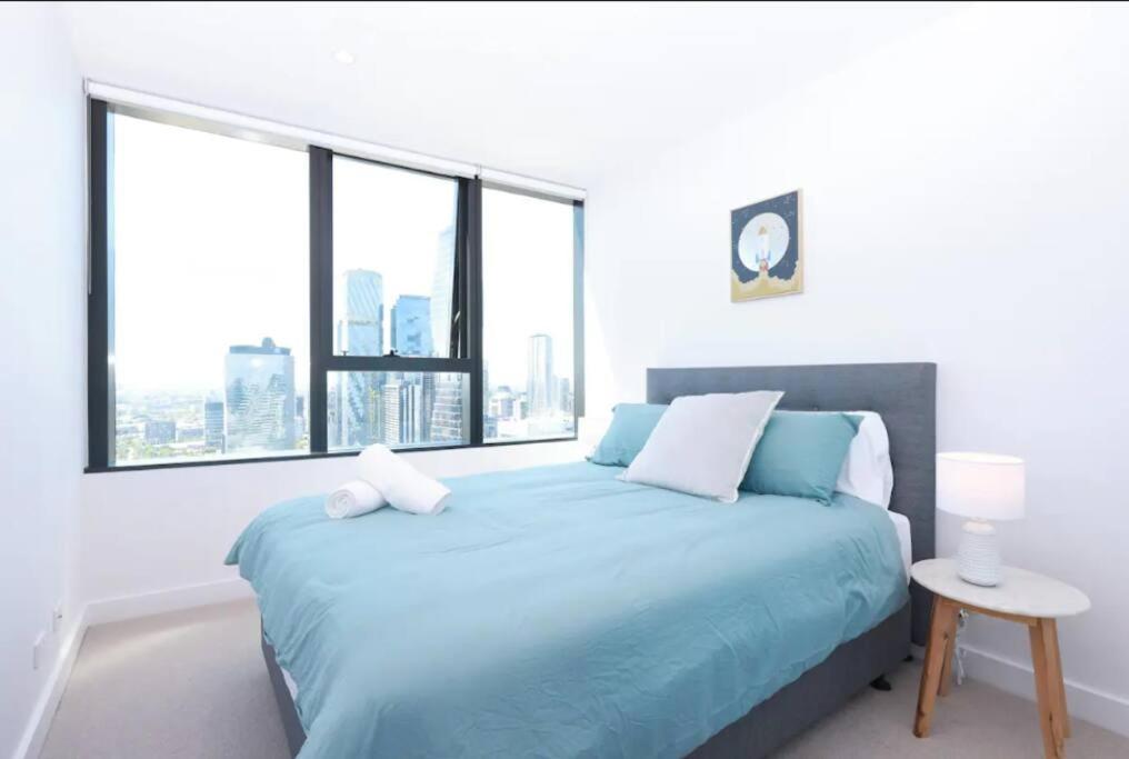 13D Central, city view, near Yara with Free Parking, TramStop