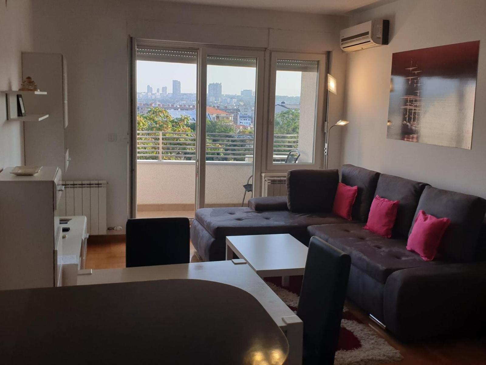 Perla, family apartment with parking view 2