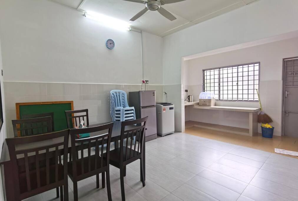 Taiping Warm Homestay Aulong photo 2