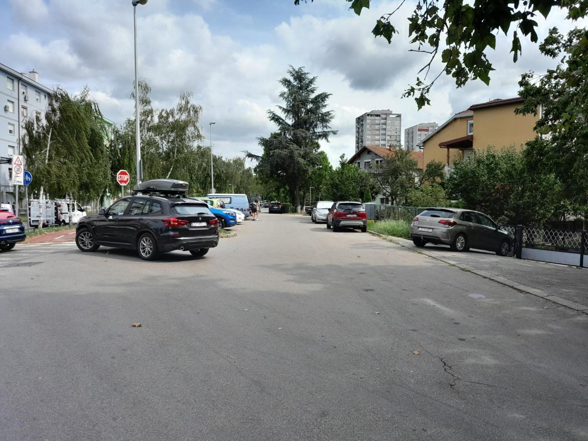 Photo 33