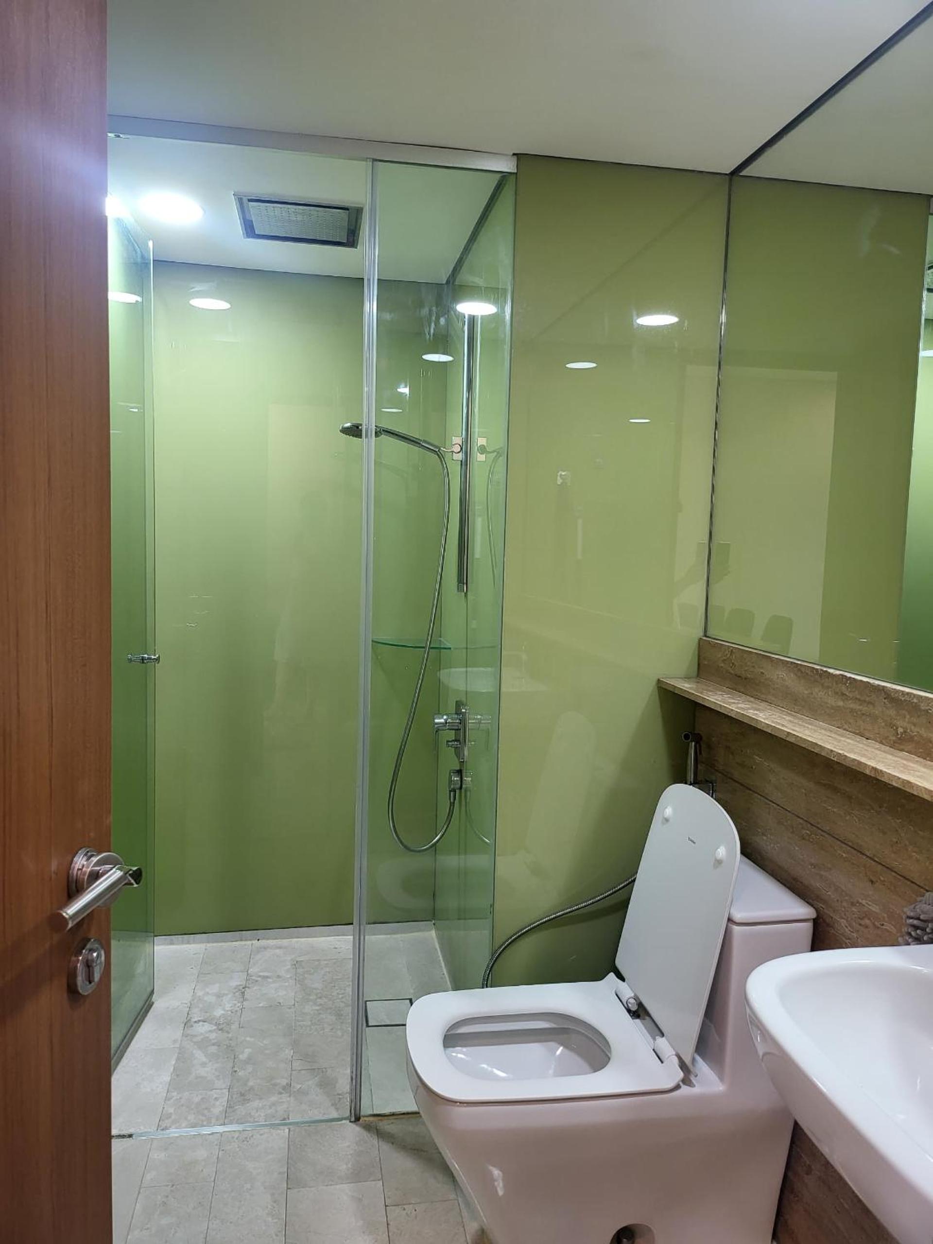 Sky Suites KLCC, by DeLive Home