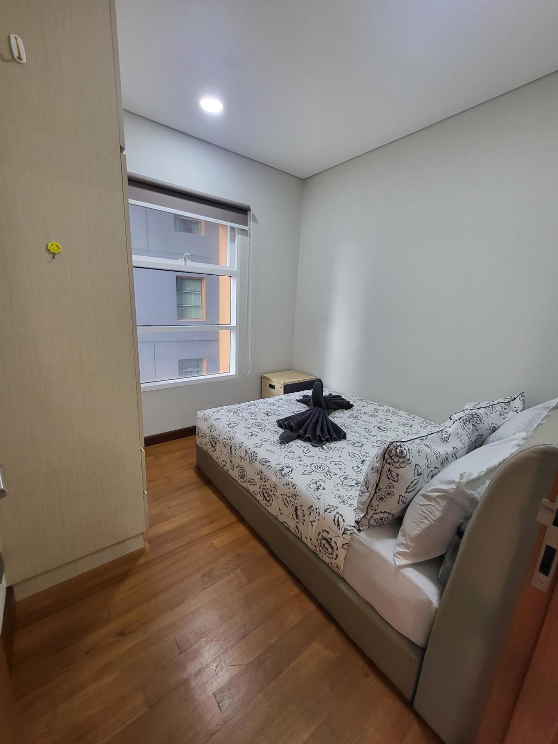 Sky Suites KLCC, by DeLive Home
