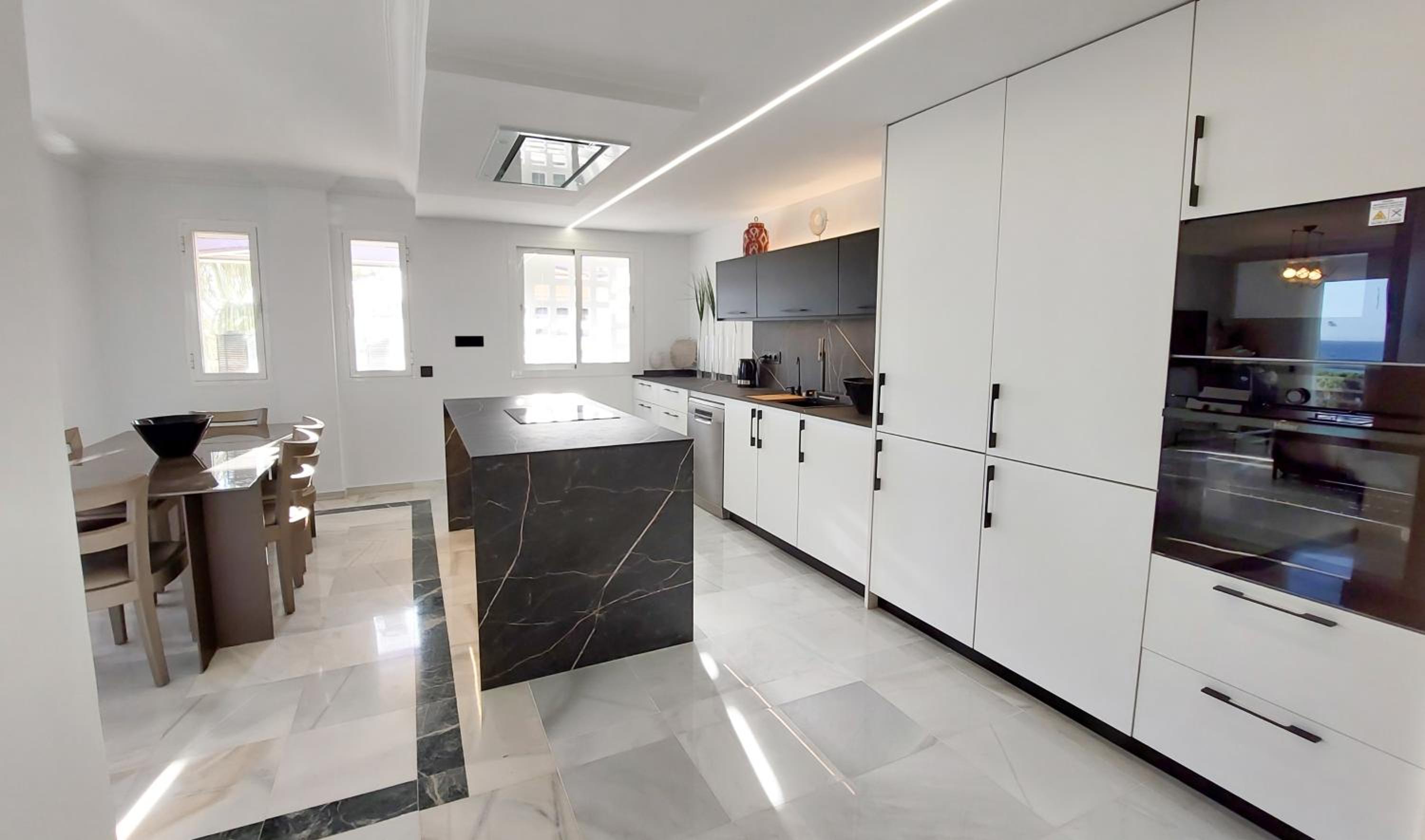 Marbella Atico duplex-Las vistas de Laia
