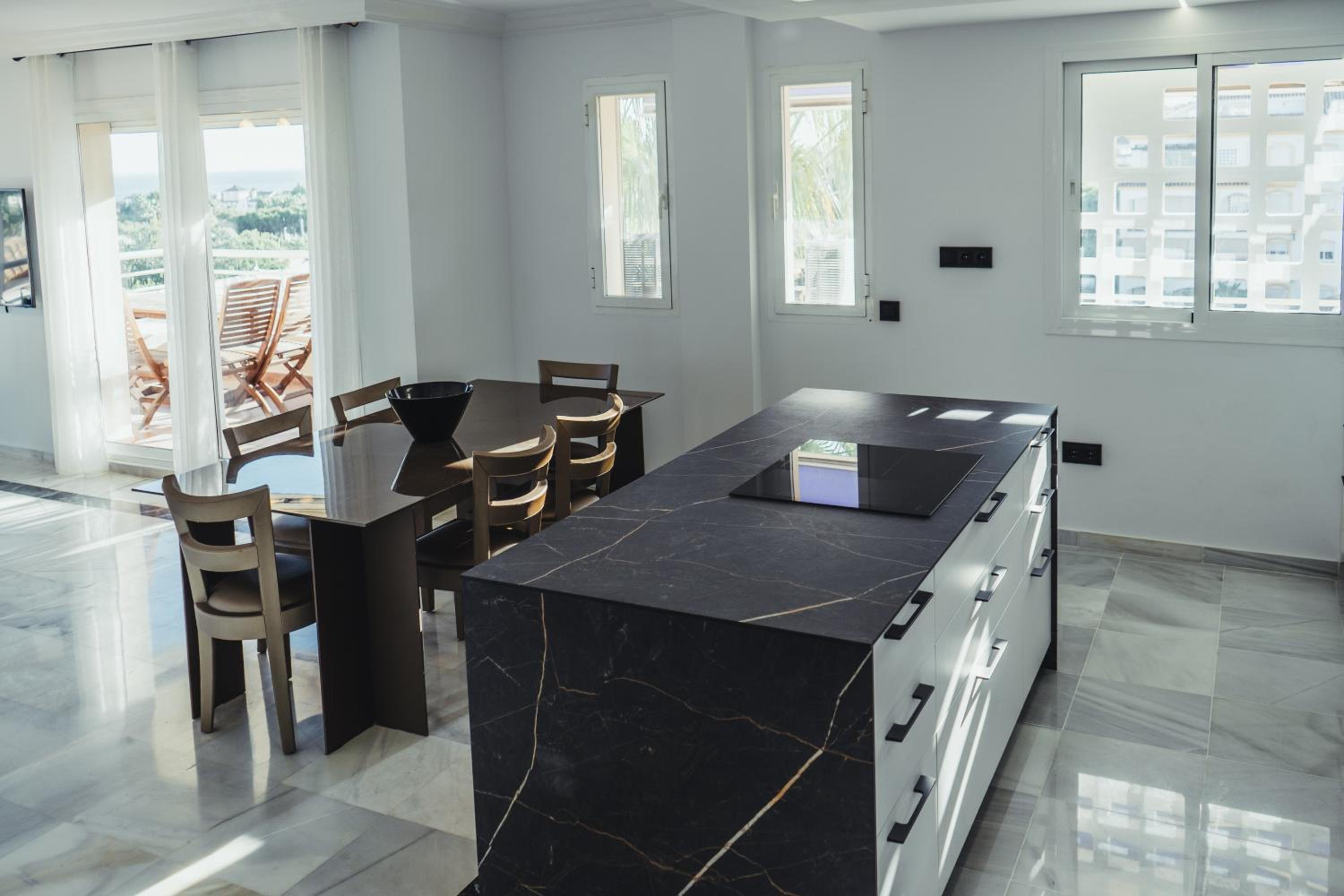 Marbella Atico duplex-Las vistas de Laia