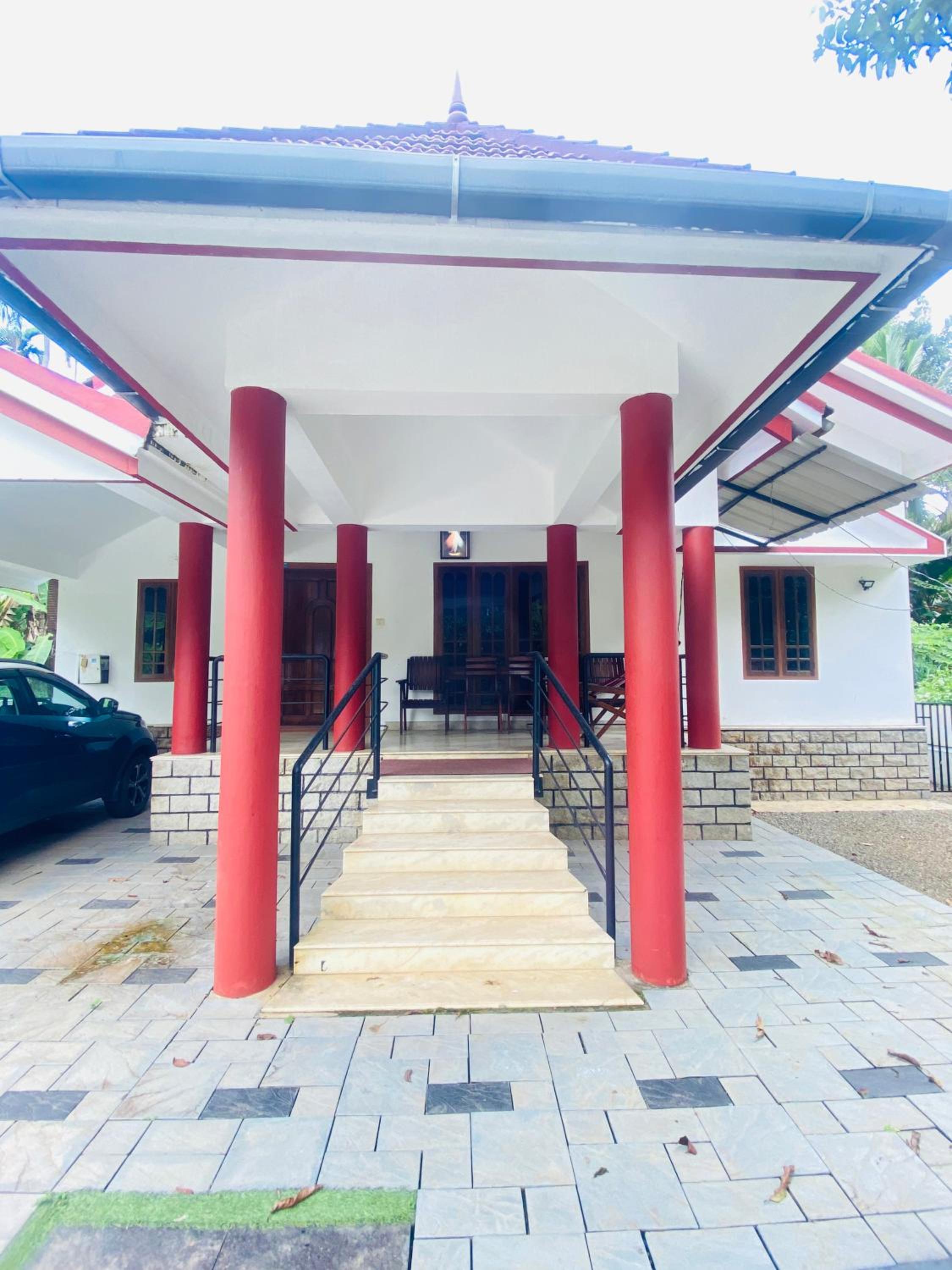 Mampilly Guest House