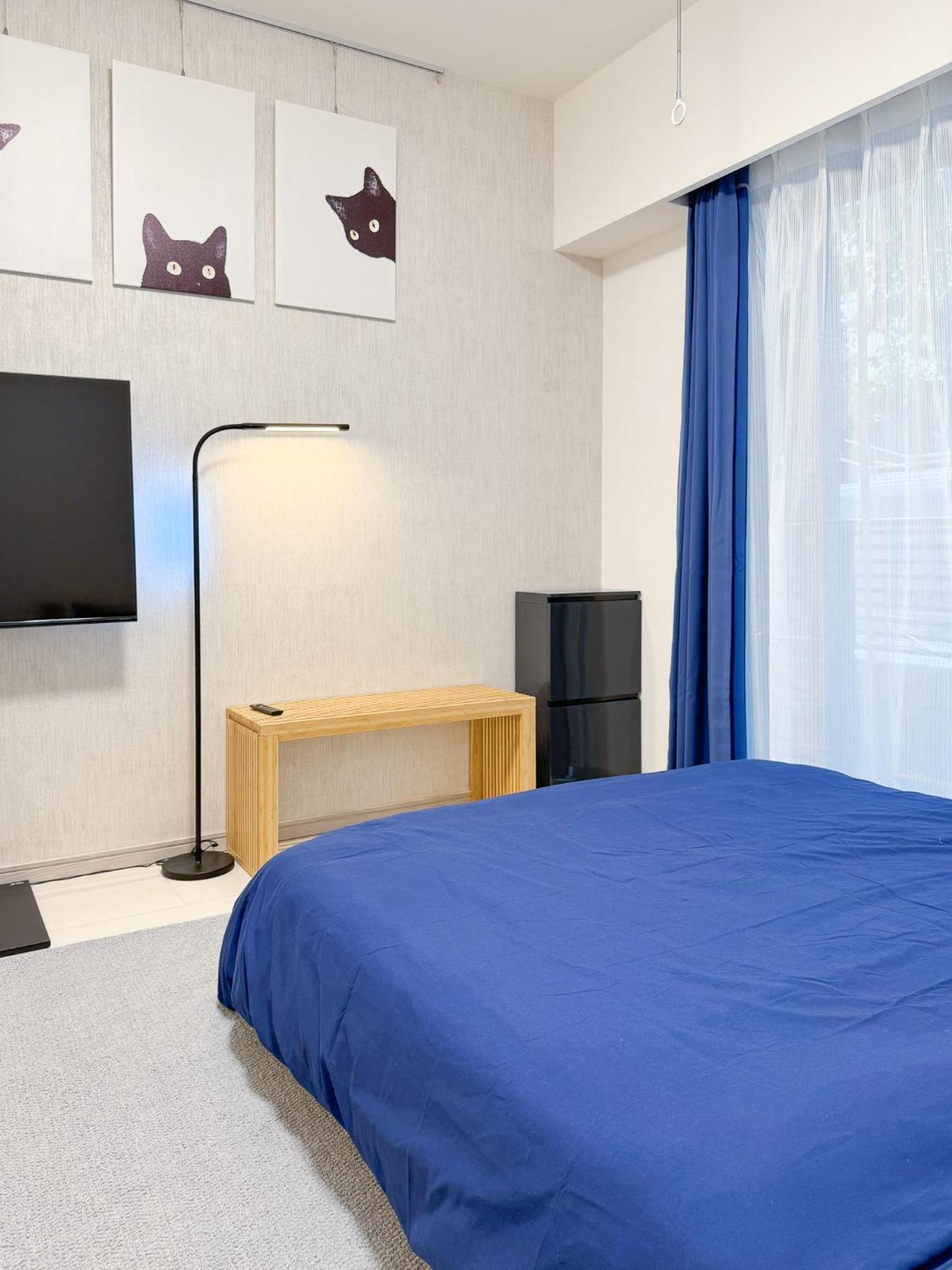 Triphome Higahsi Shinjuku Brand New