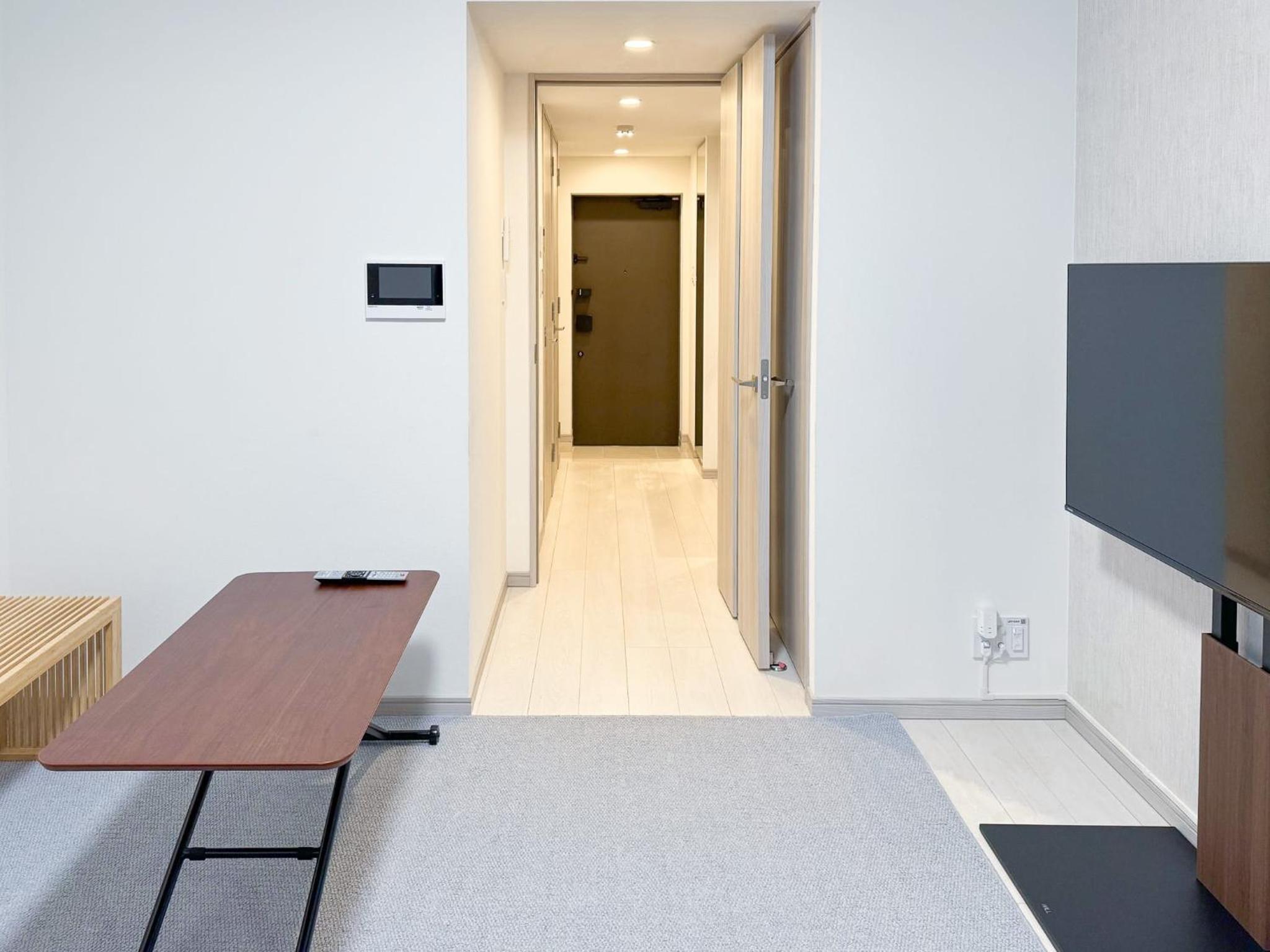 Triphome Higahsi Shinjuku Brand New