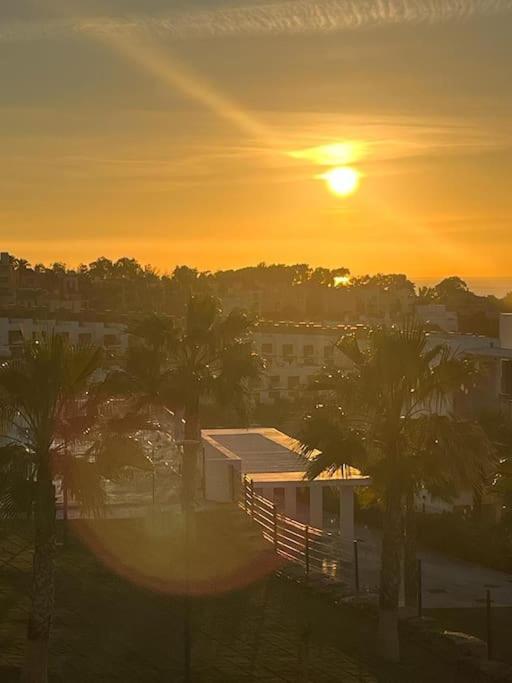 Sunrise Holiday Sunrise Heights