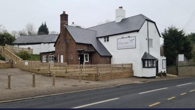 The White Hart Inn, Wilmington view 5