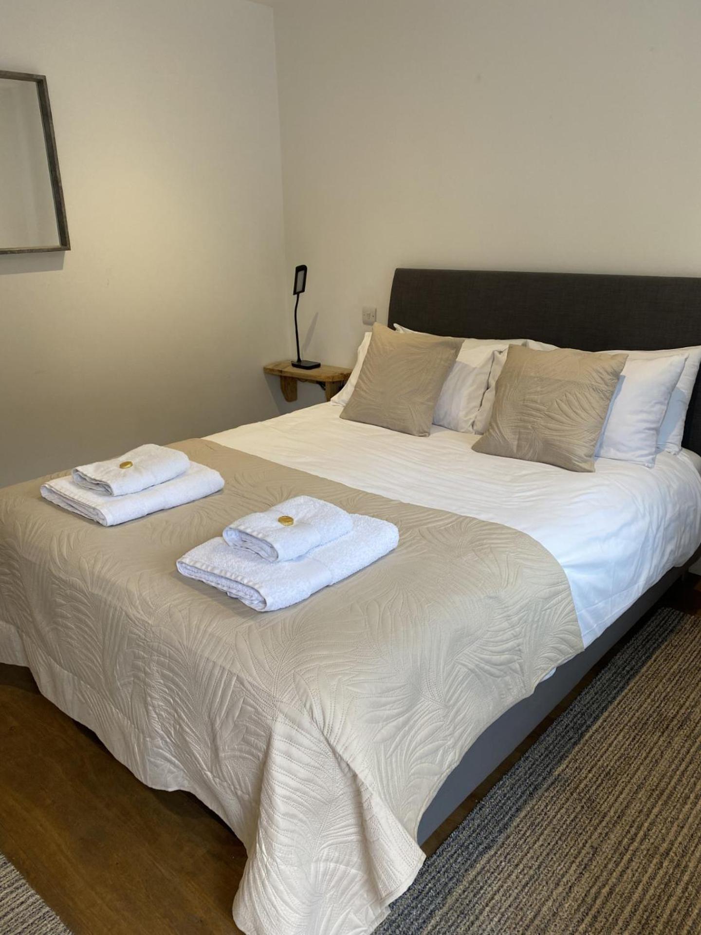 The White Hart Inn, Wilmington view 4
