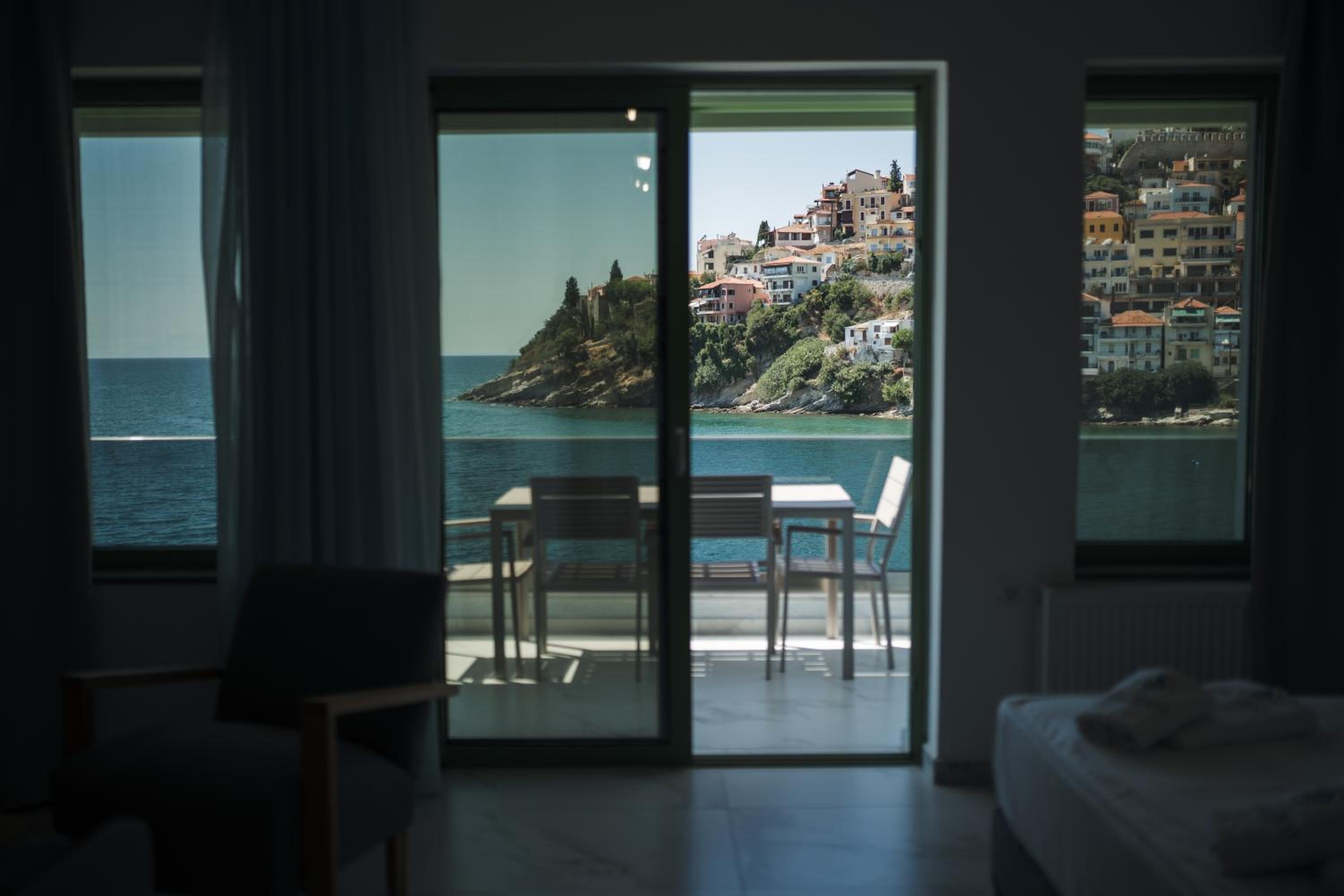Karnayo apartments