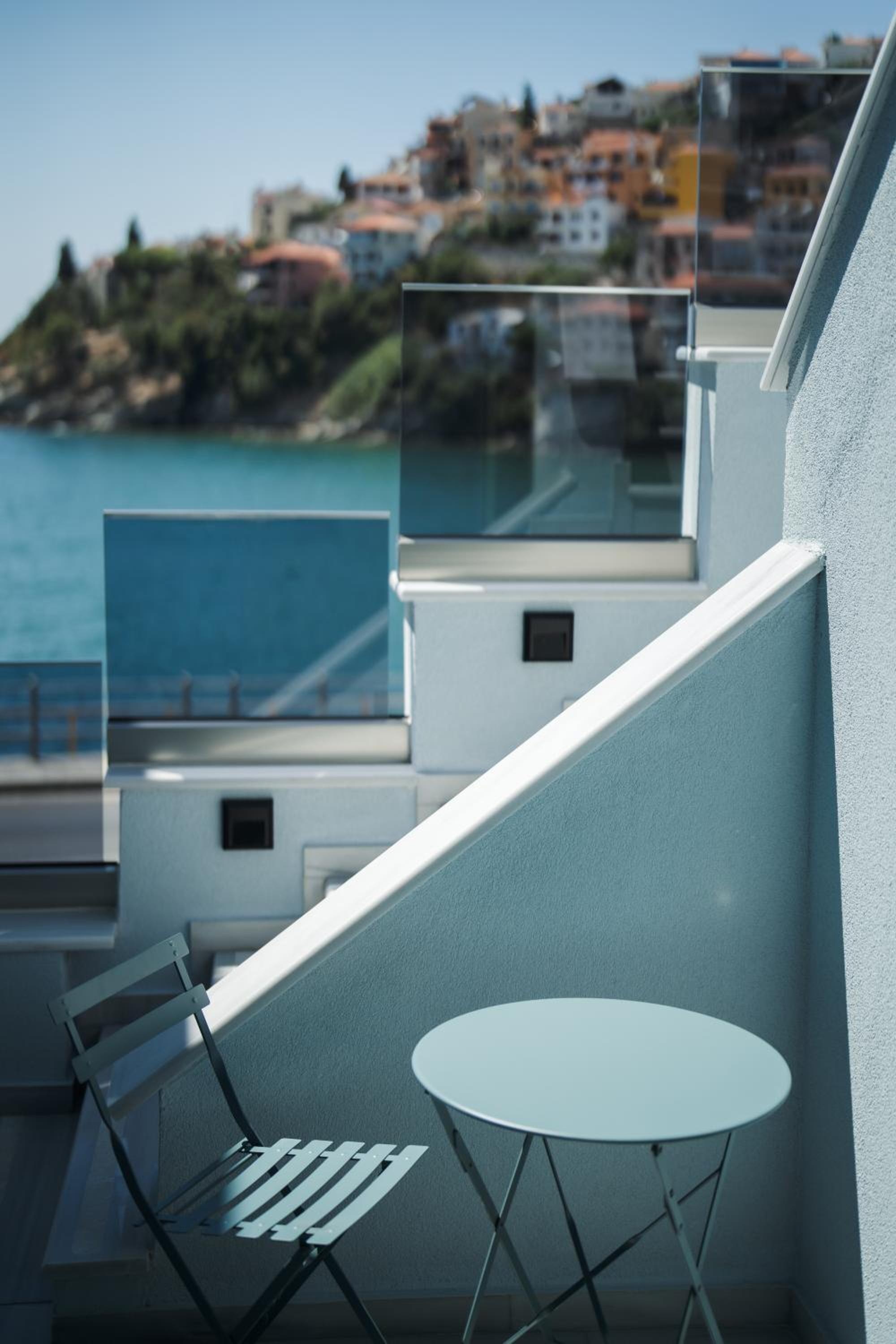 Karnayo apartments