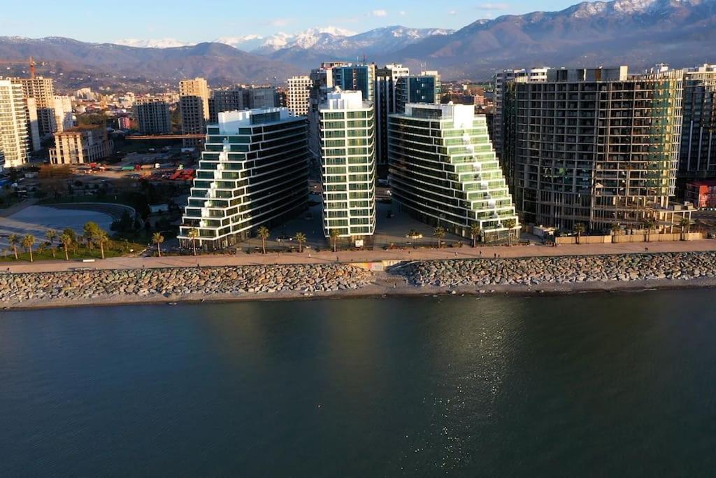 Batumi View Beachfront Luxury Apartment