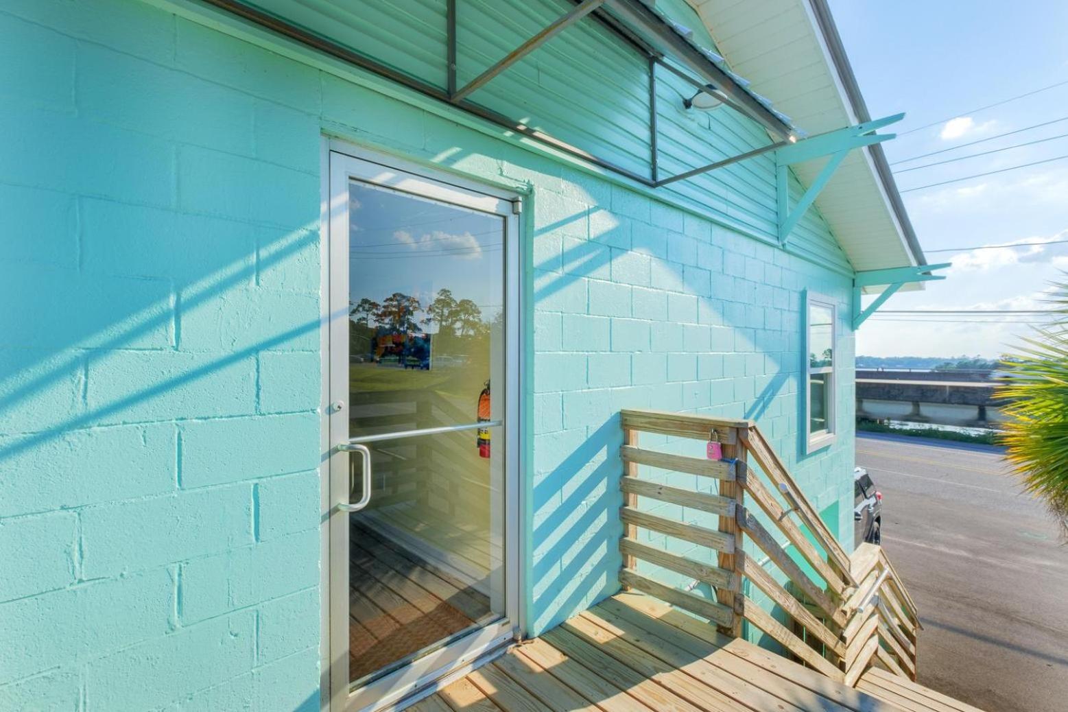 Boathouse- Round Island view 5