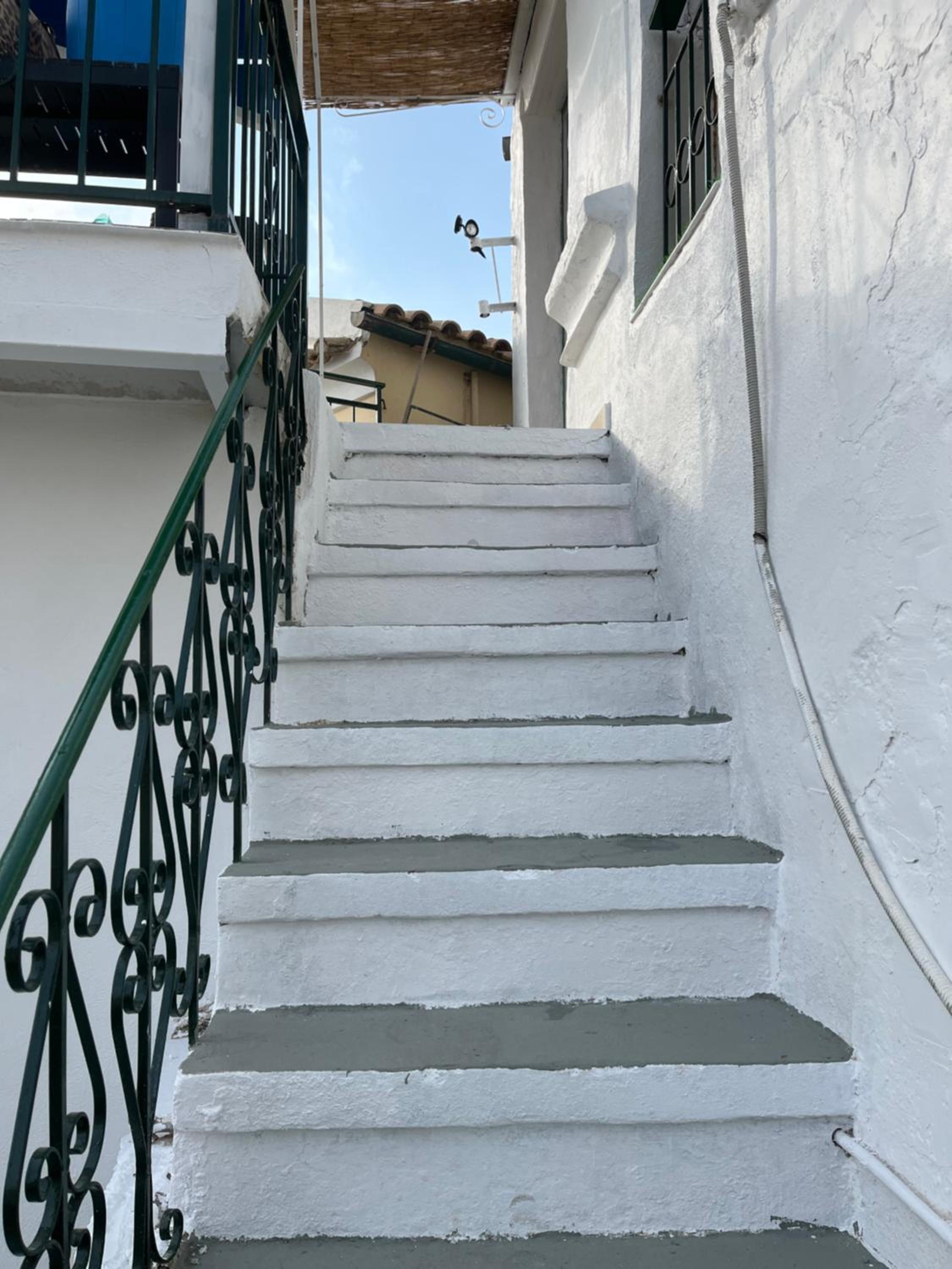 Secret balcony