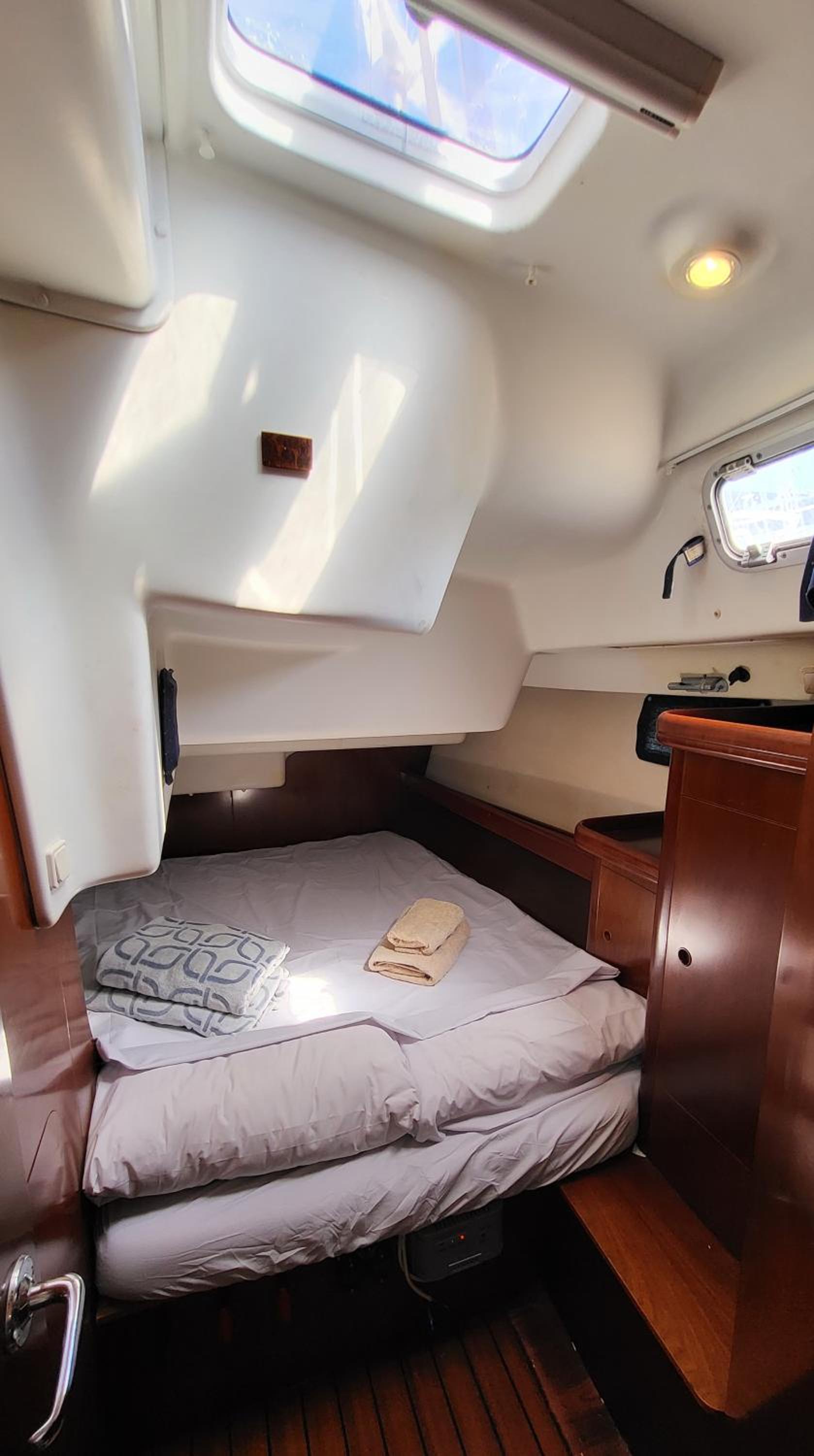 Yacht Oceanis Clipper