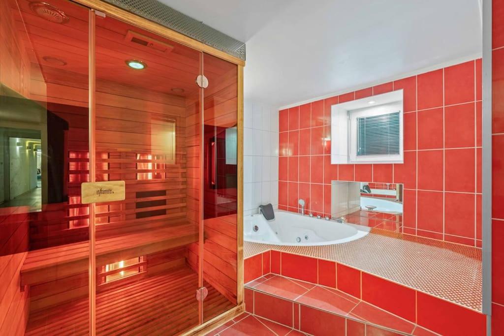 Holiday 33 Apartment O, 185 sqm with whirlpool and kids play room