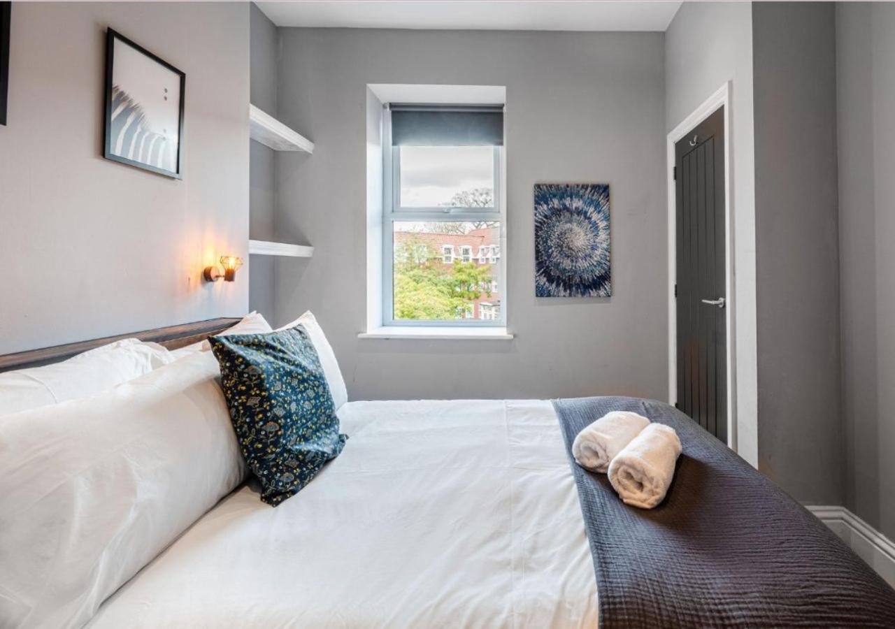 Captivating and Cosy 2BR Suite with Captivating Cathedral Views view 5