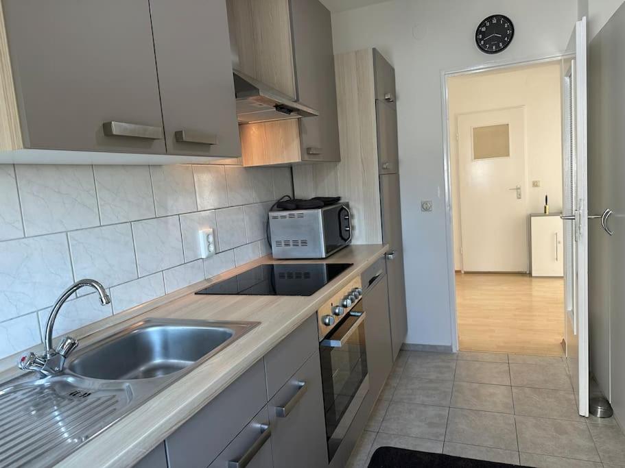 2 Zimmer Apartment in Neukölln