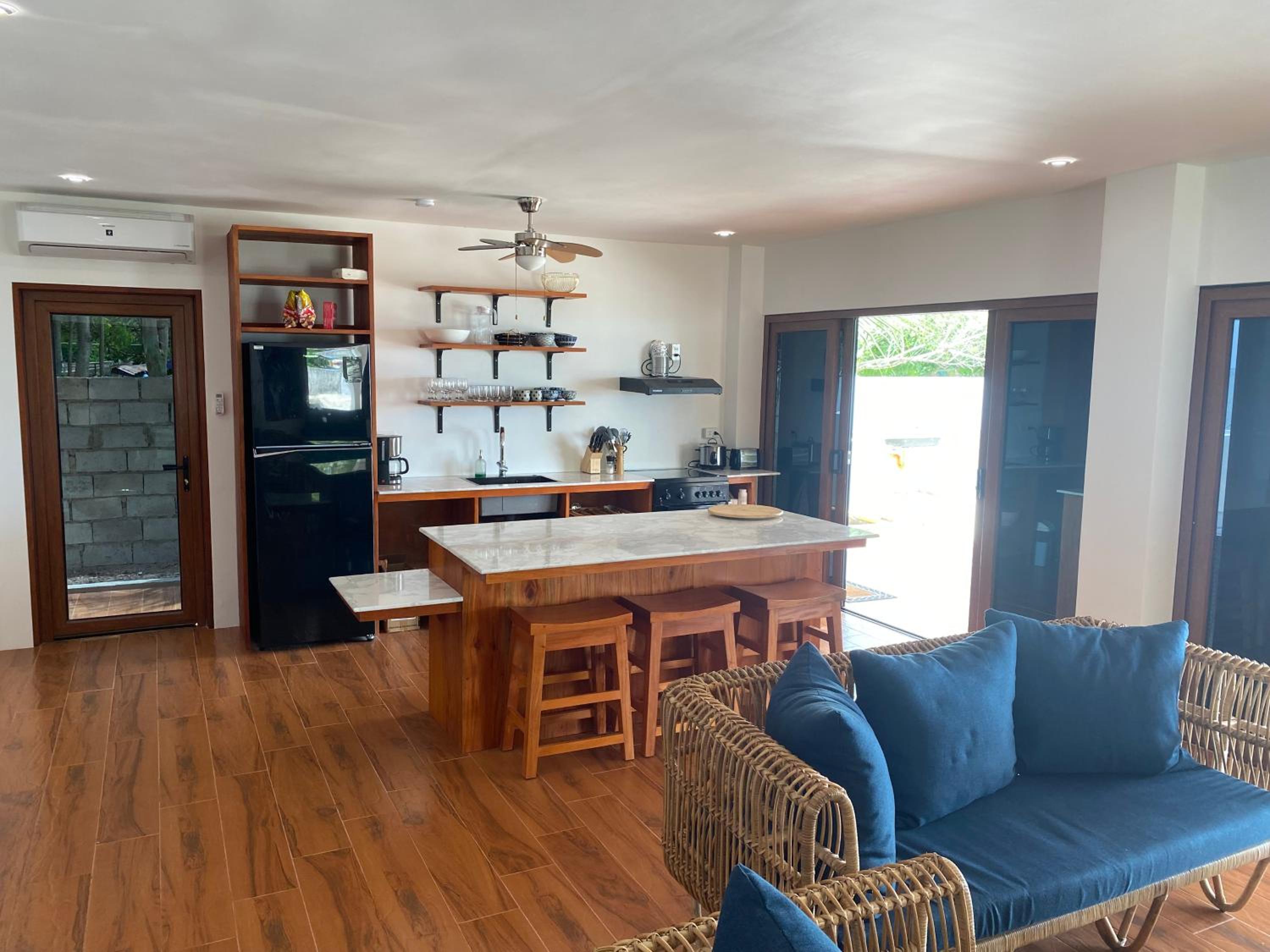 Mard Beach House Siquijor