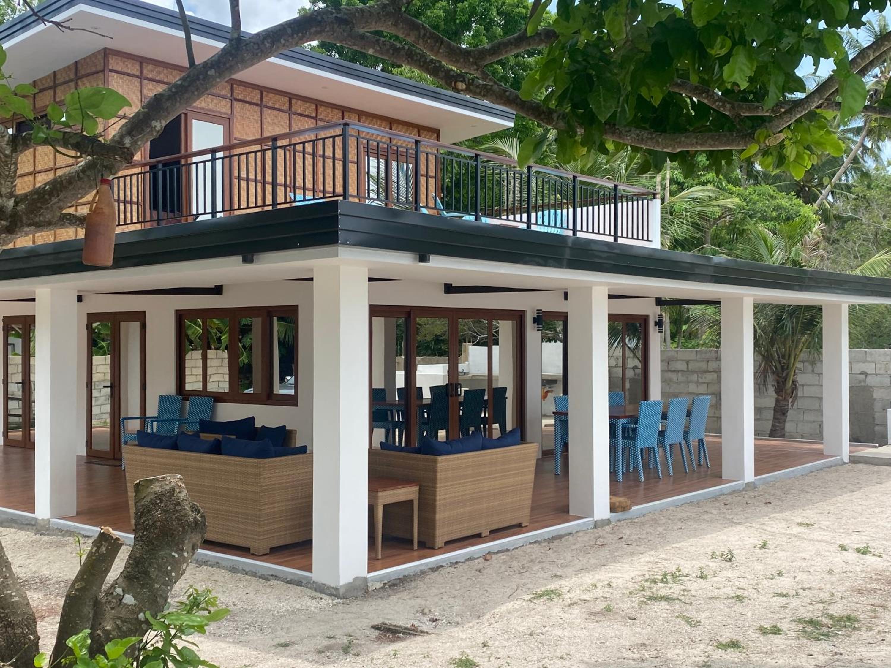 Mard Beach House Siquijor