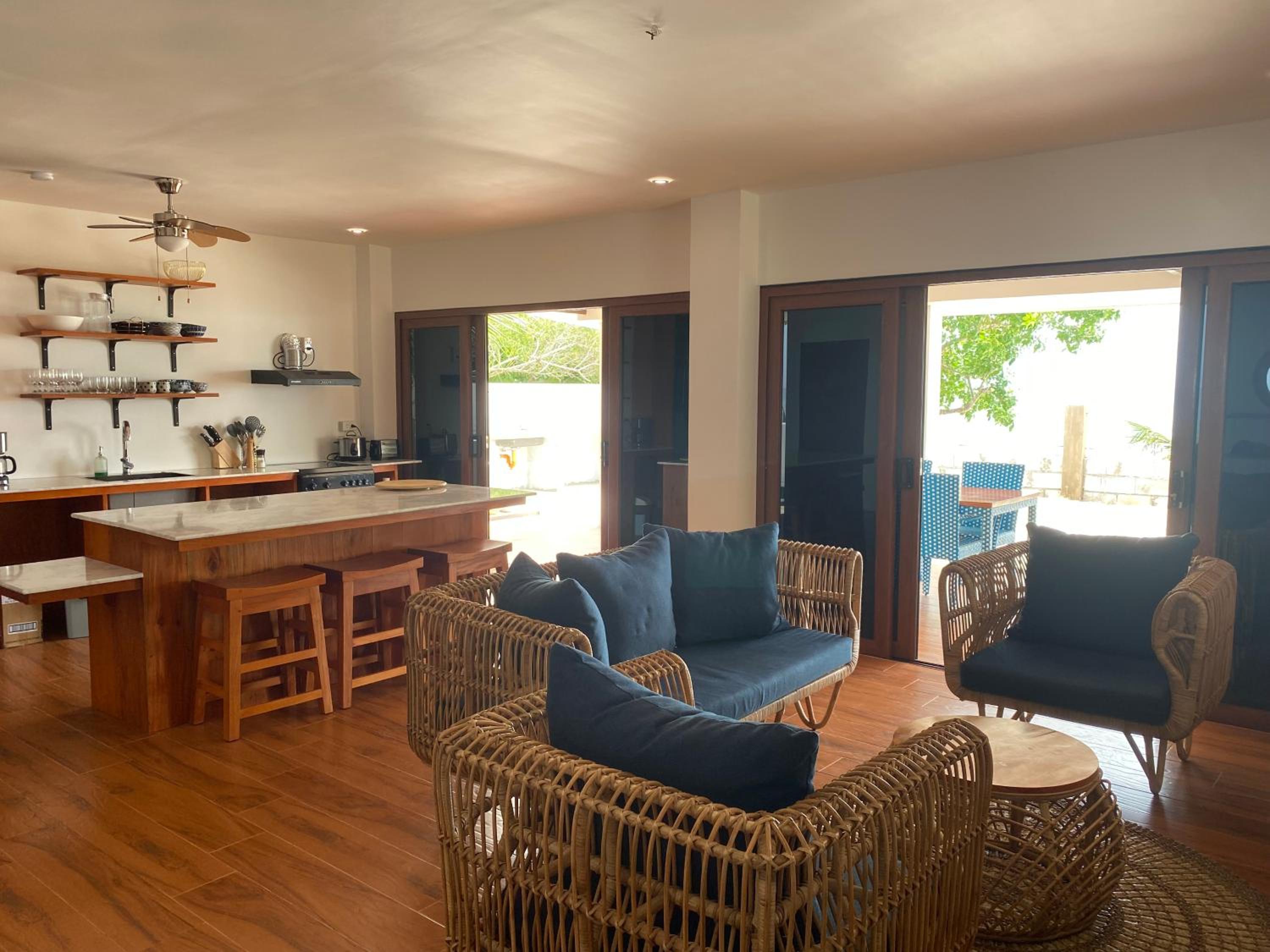 Mard Beach House Siquijor