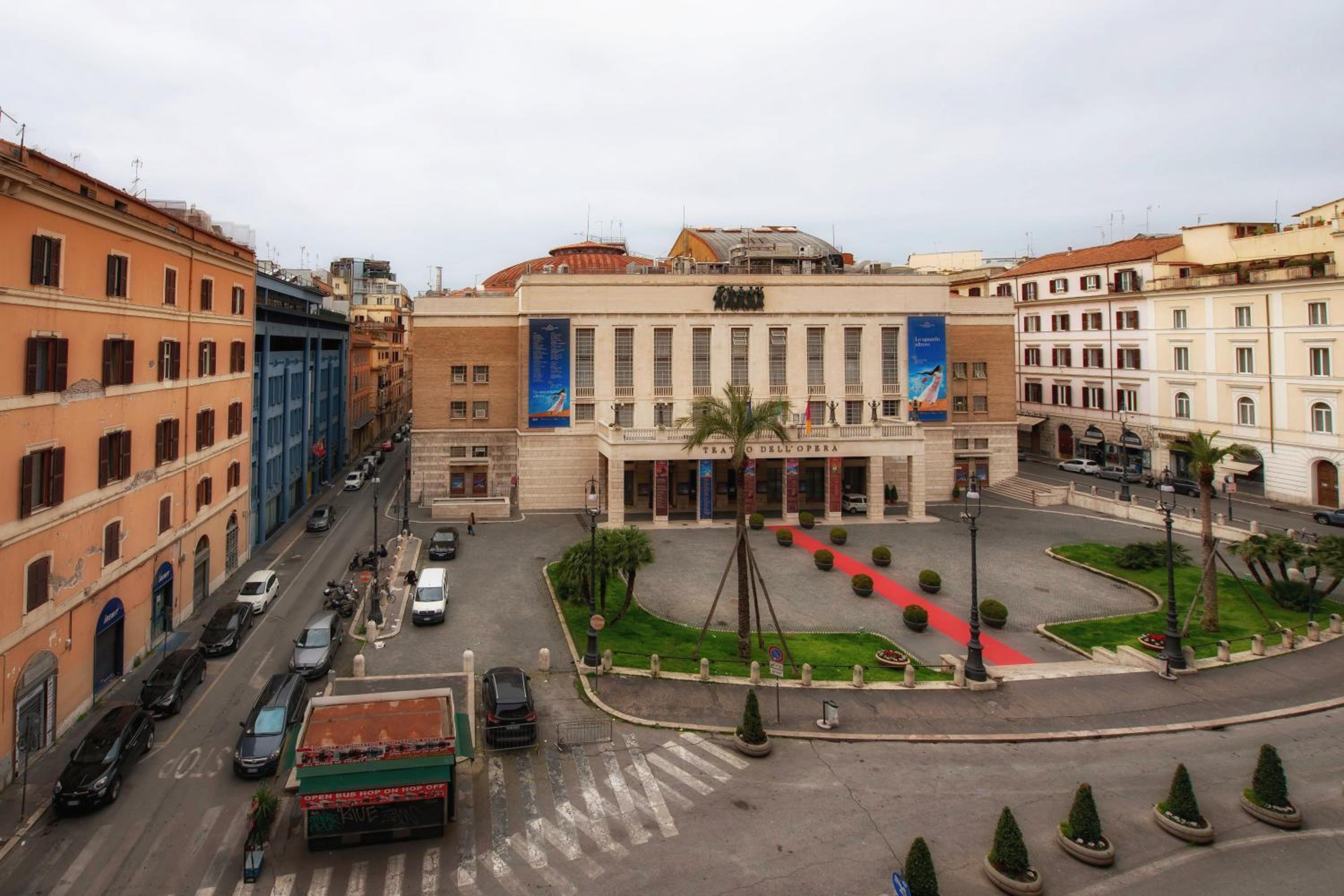 Unexpected Rome - spacious modern central apartment