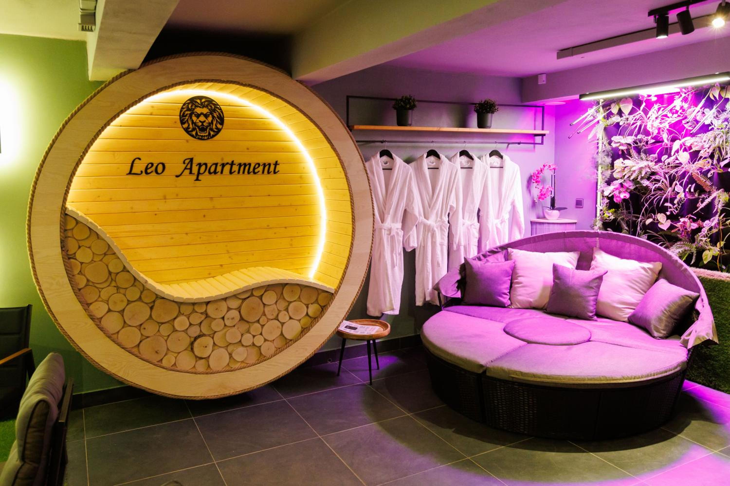 LEO Apartment FREE PARKING - President Palace