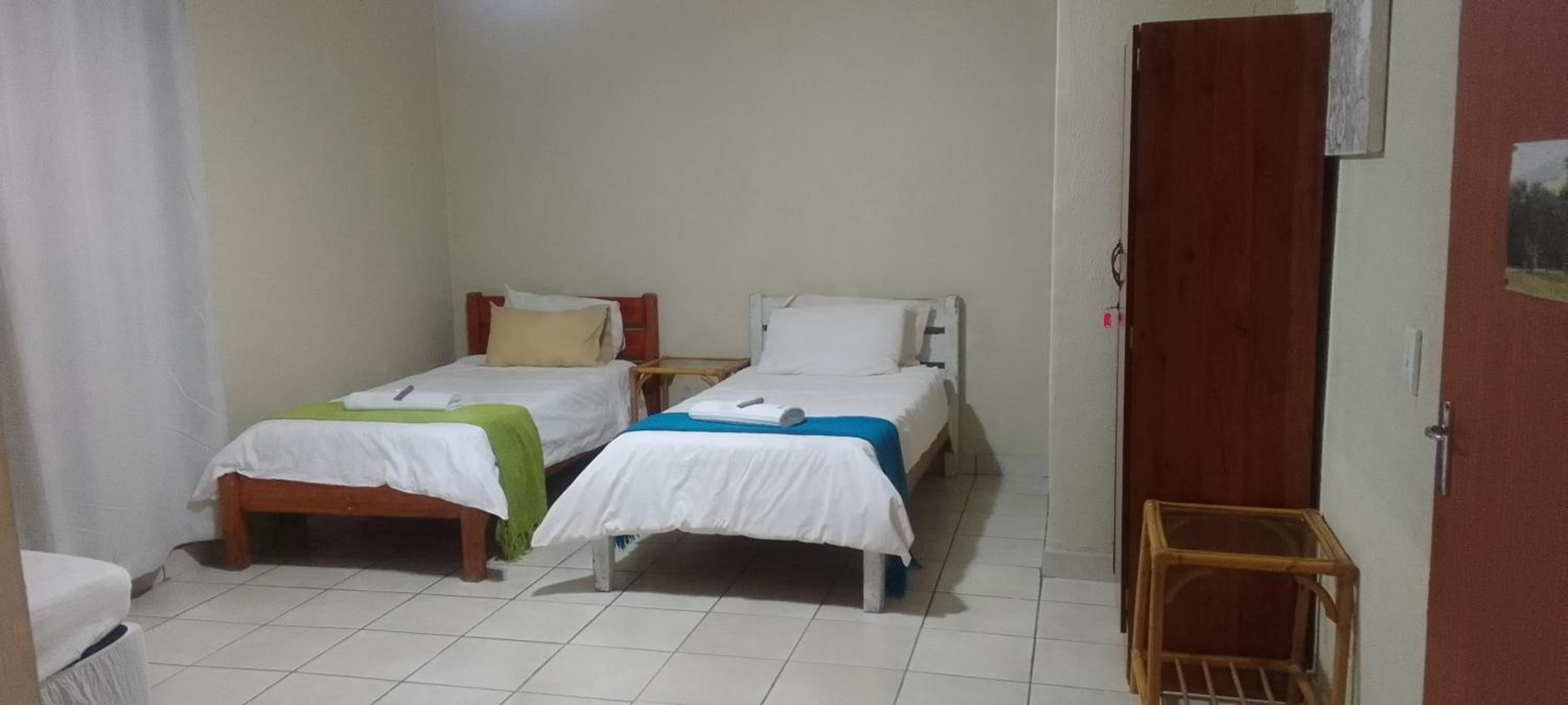 Sand River Cottages