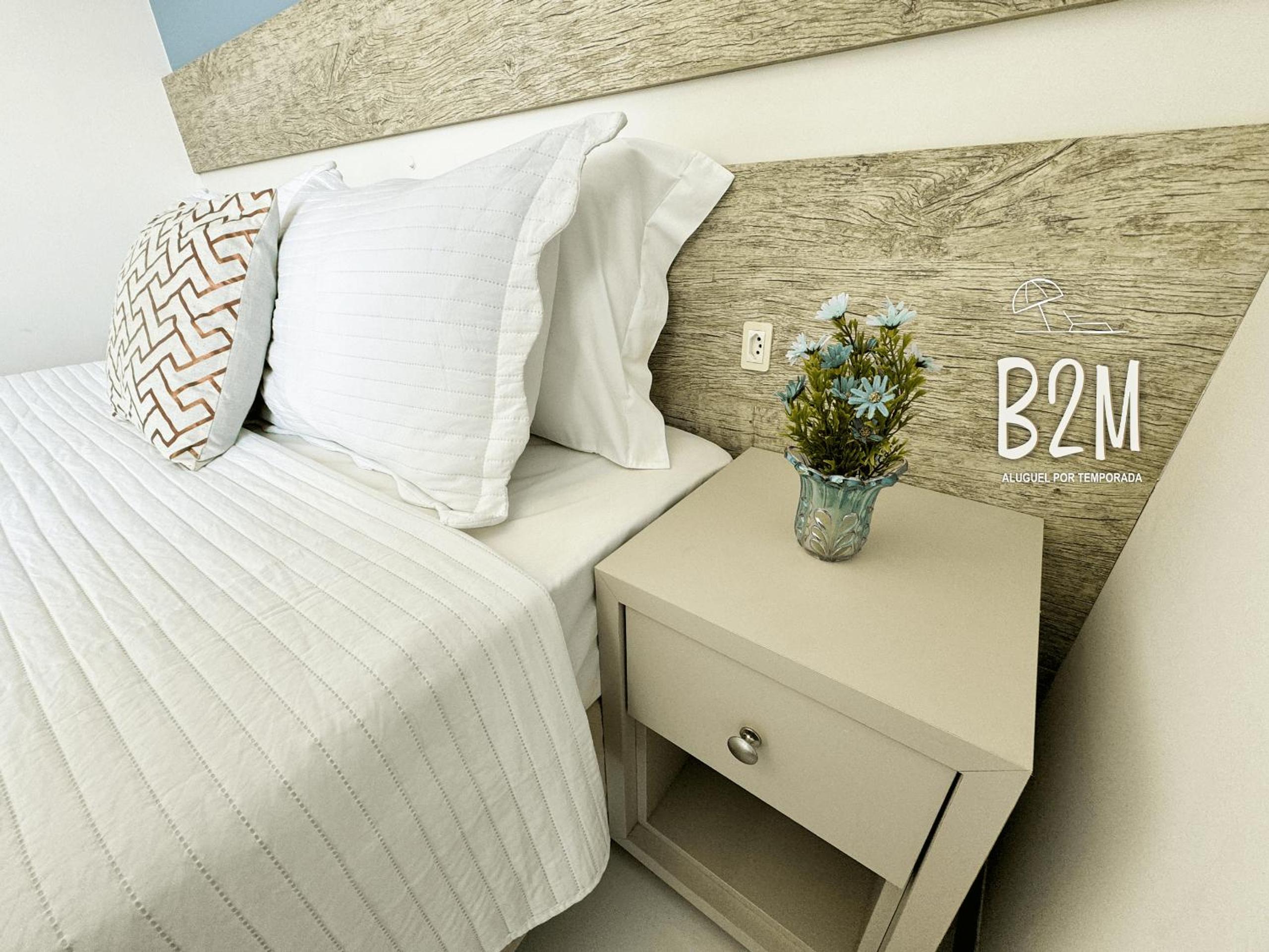 Apartamento com vista mar, churrasqueira e piscina